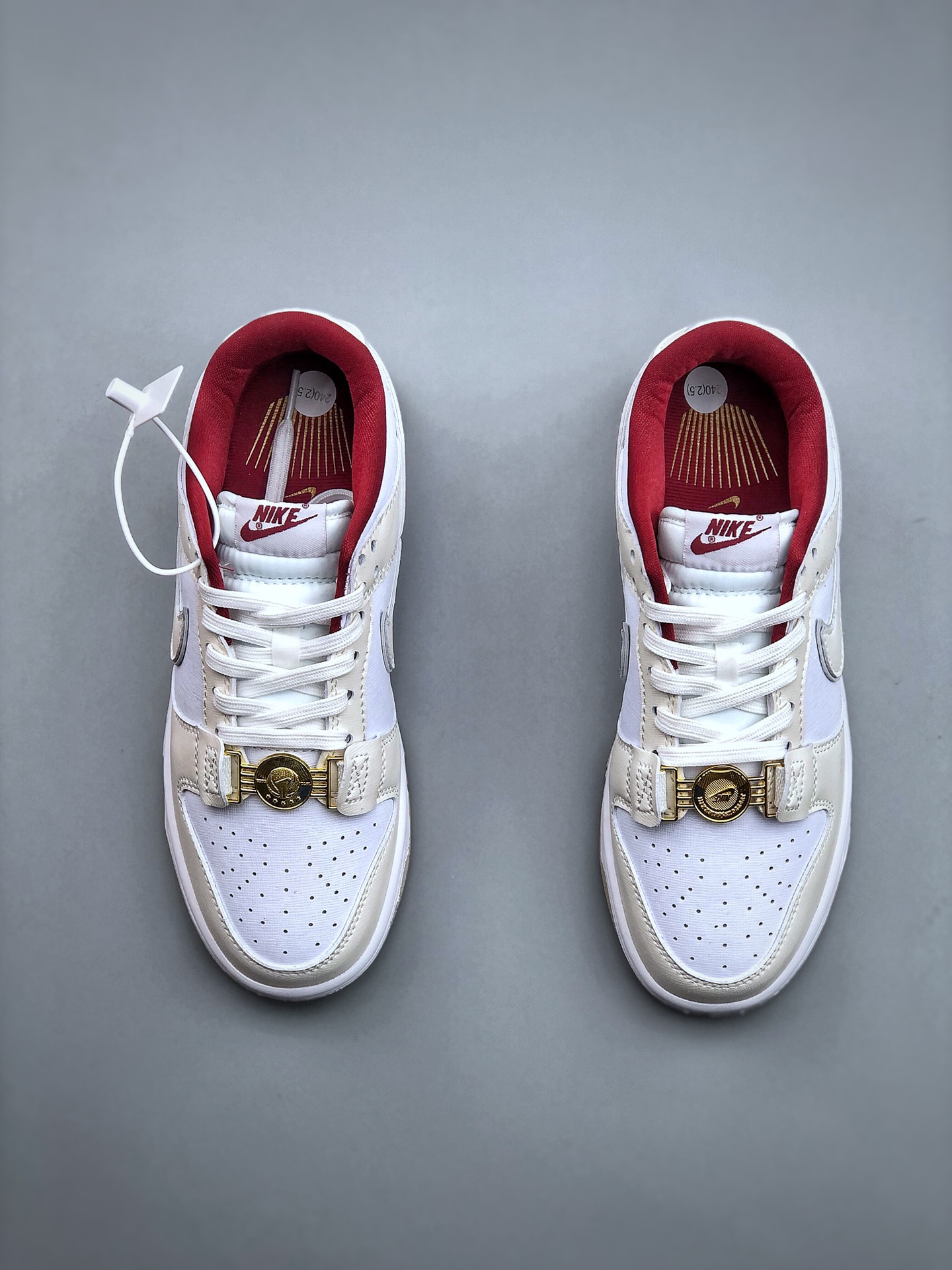 Nike SB Dunk Low