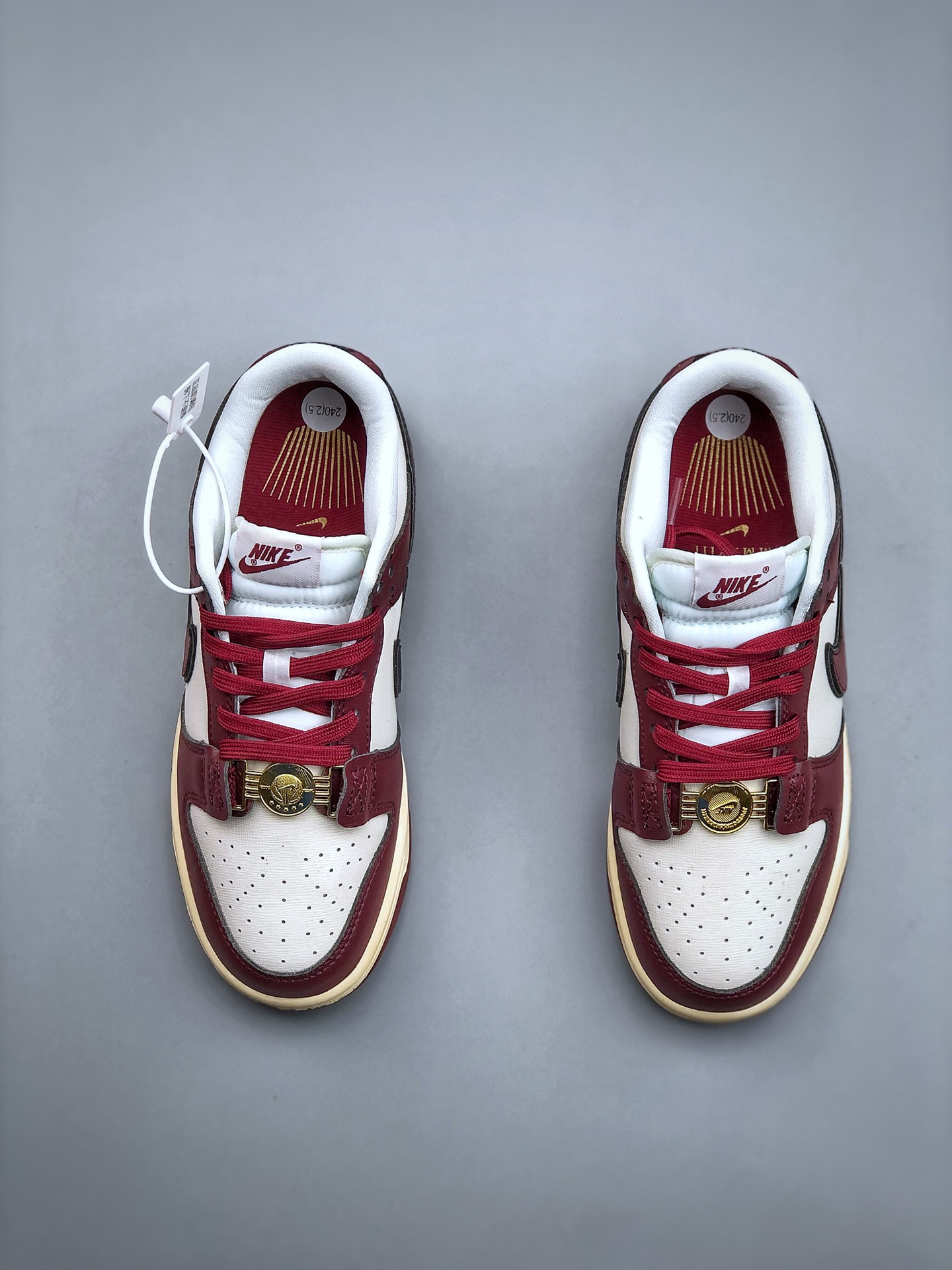 Nike SB Dunk Low