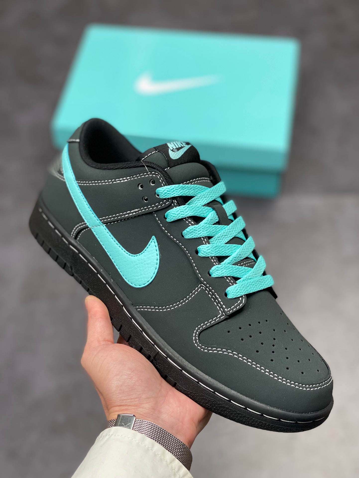 Nike SB Dunk Low