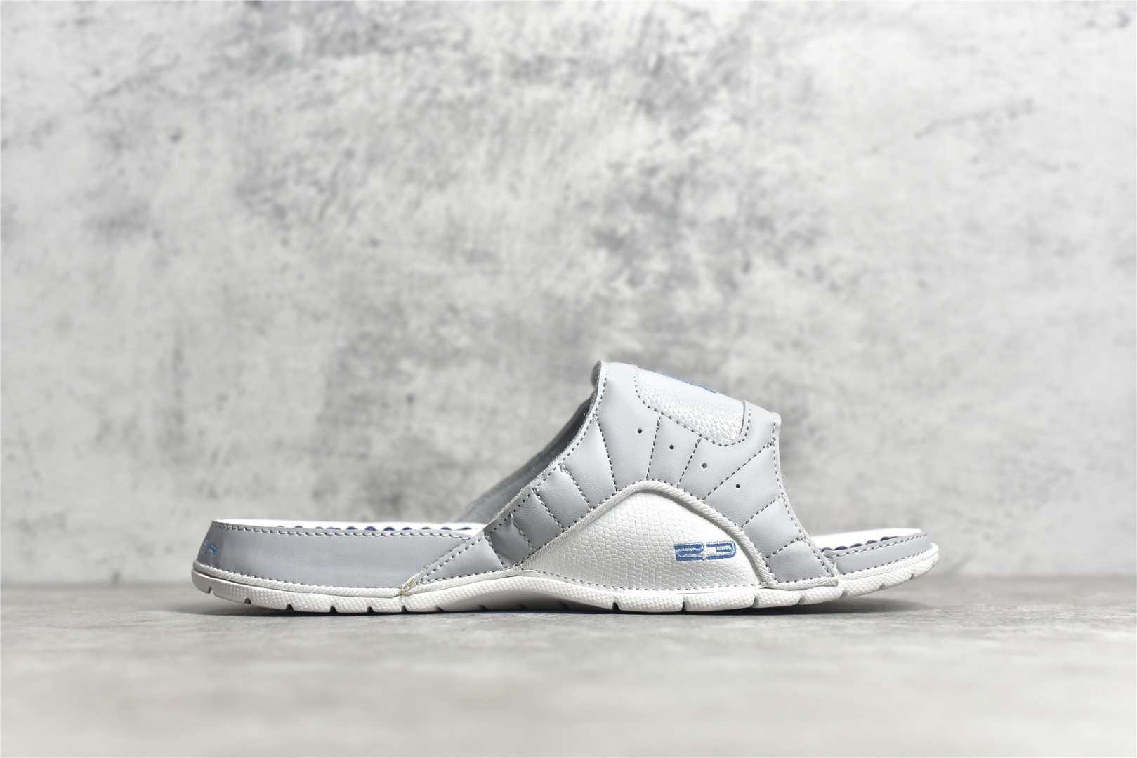 Nike Air Jordan 12 Slippers