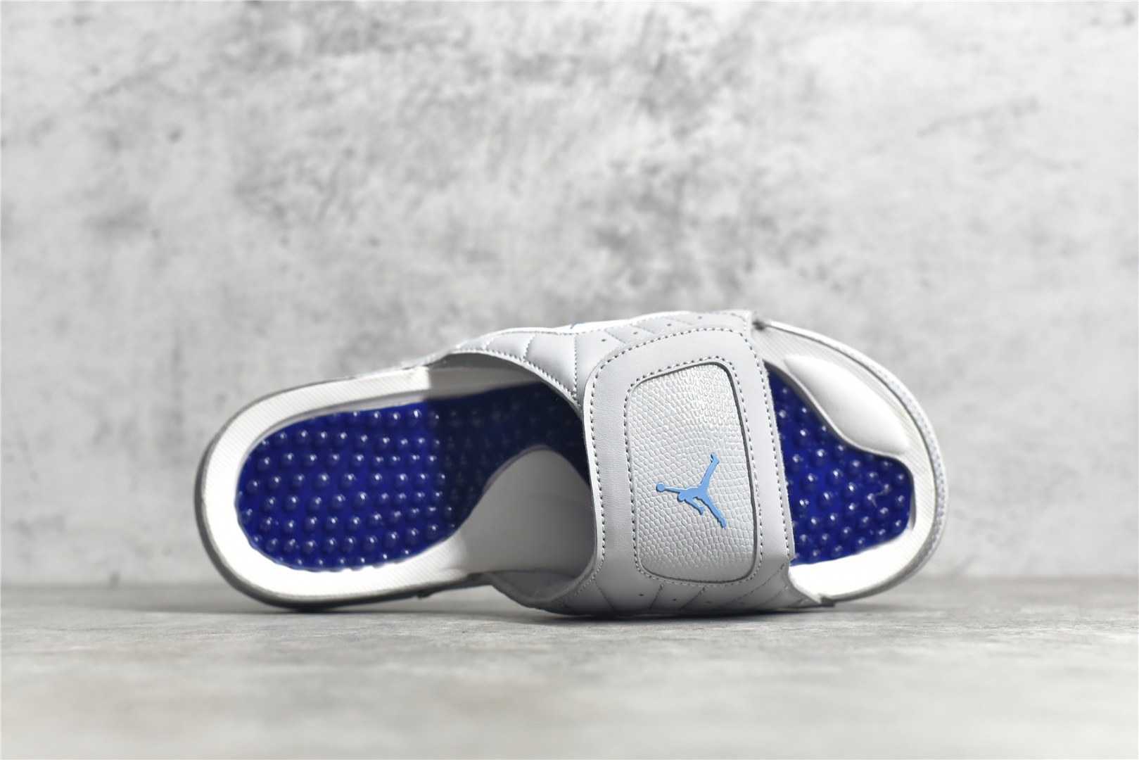 Nike Air Jordan 12 Slippers