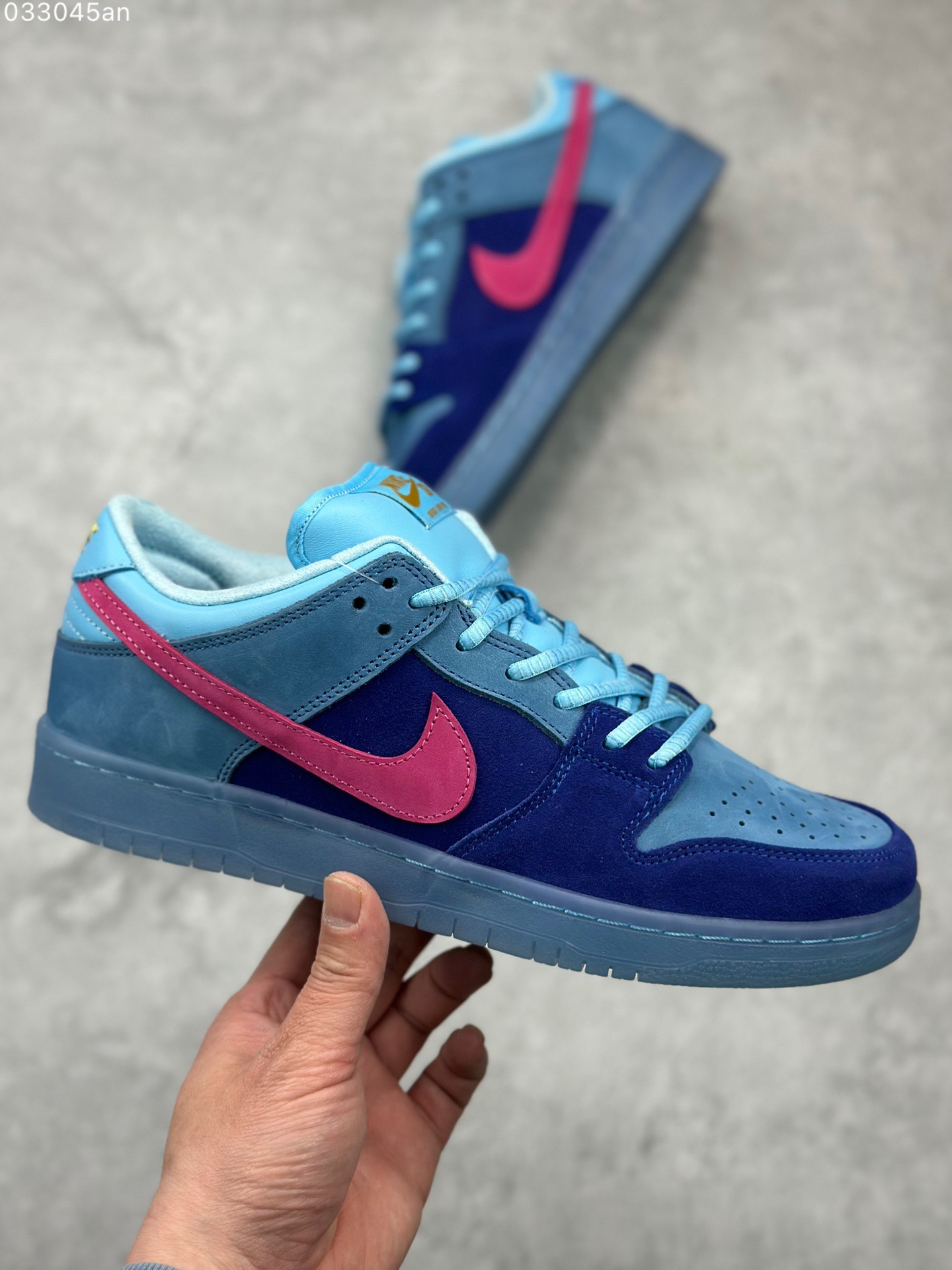 Nike SB Dunk Low