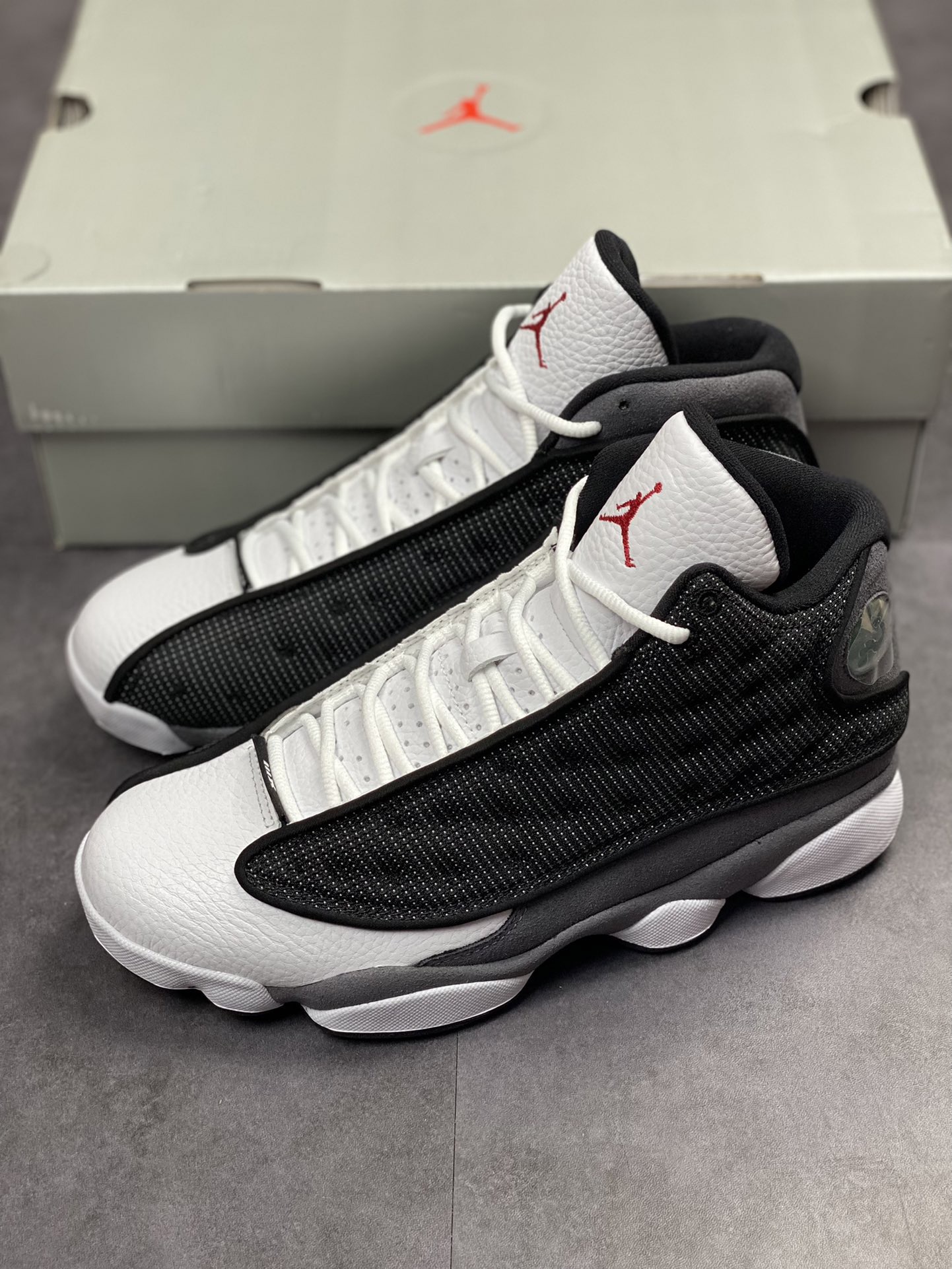 Air Jordan 13
