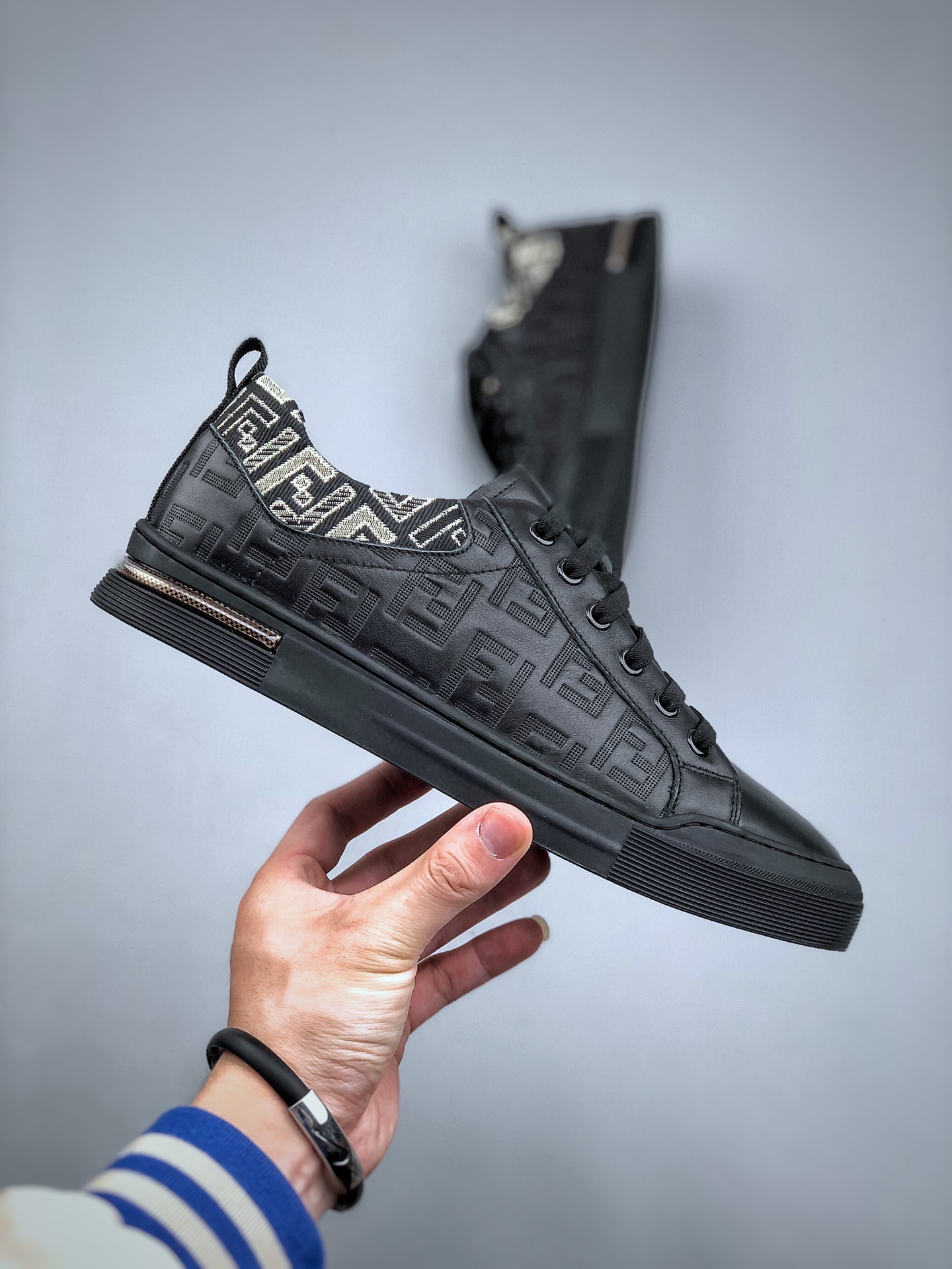 Men F*endi Top Sneaker （ ）