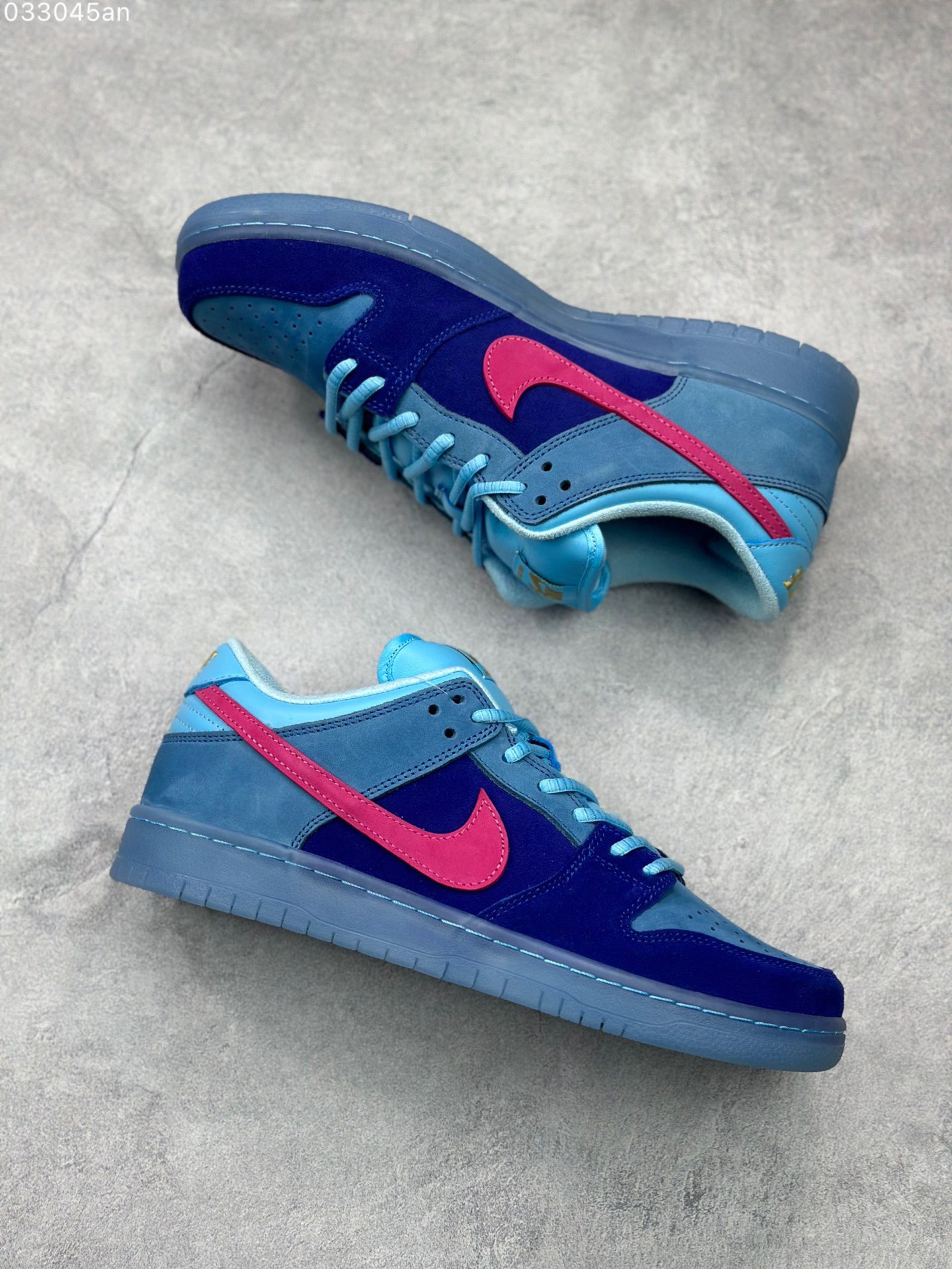 Nike SB Dunk Low