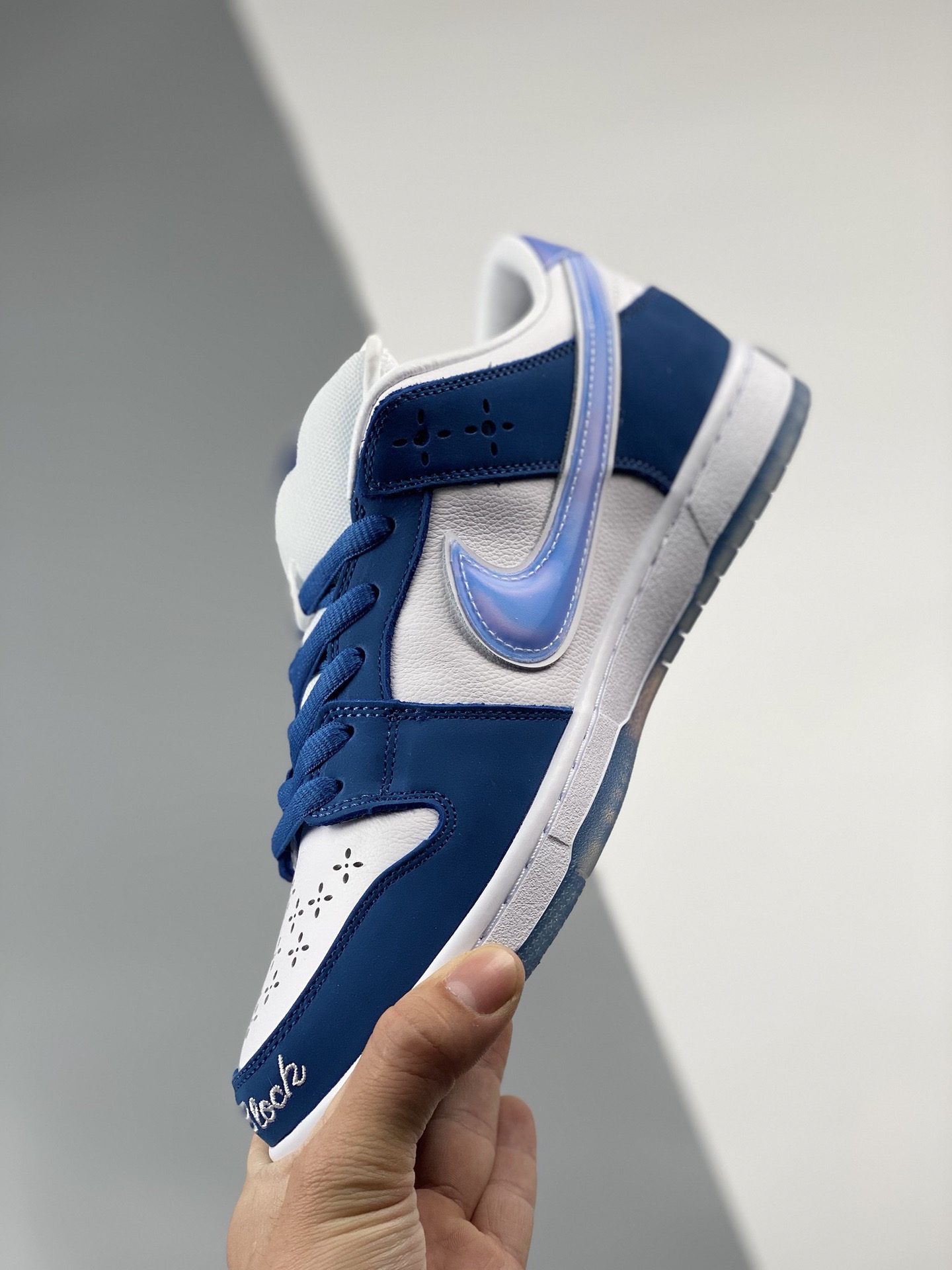 Nike SB Dunk Low