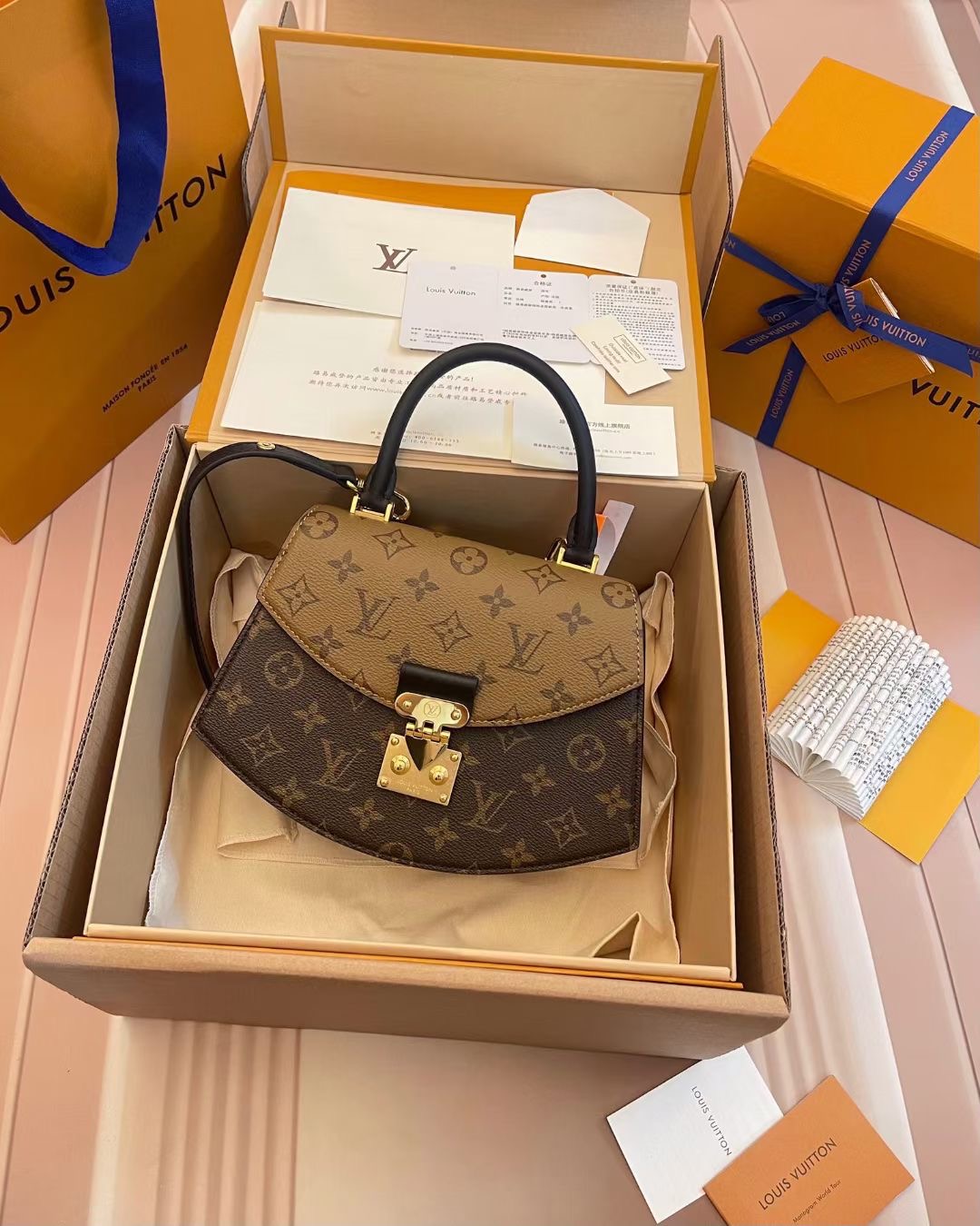 L*ouis V*uitton Top Bag