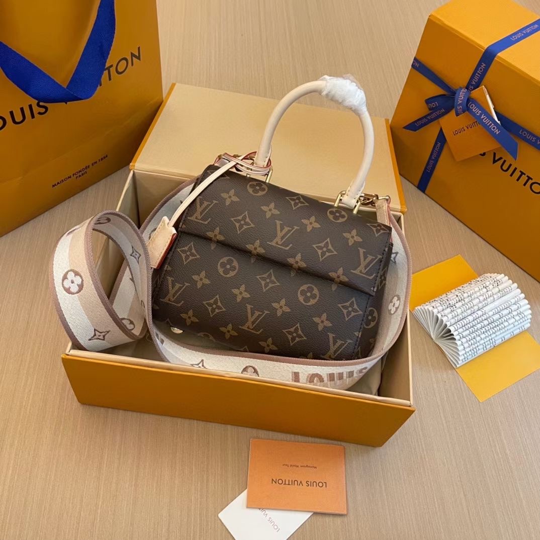L*ouis V*uitton Top Bag