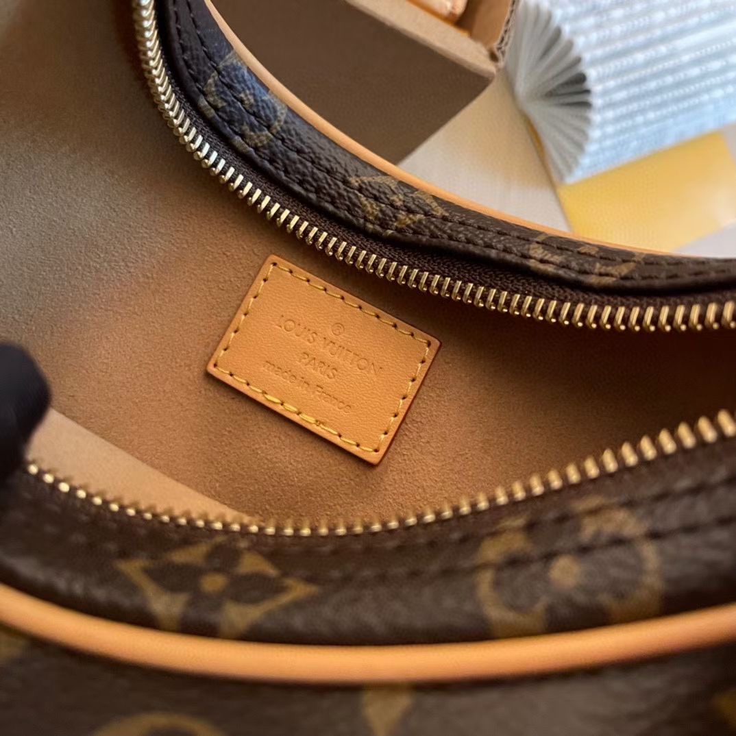 L*ouis V*uitton Top Bag