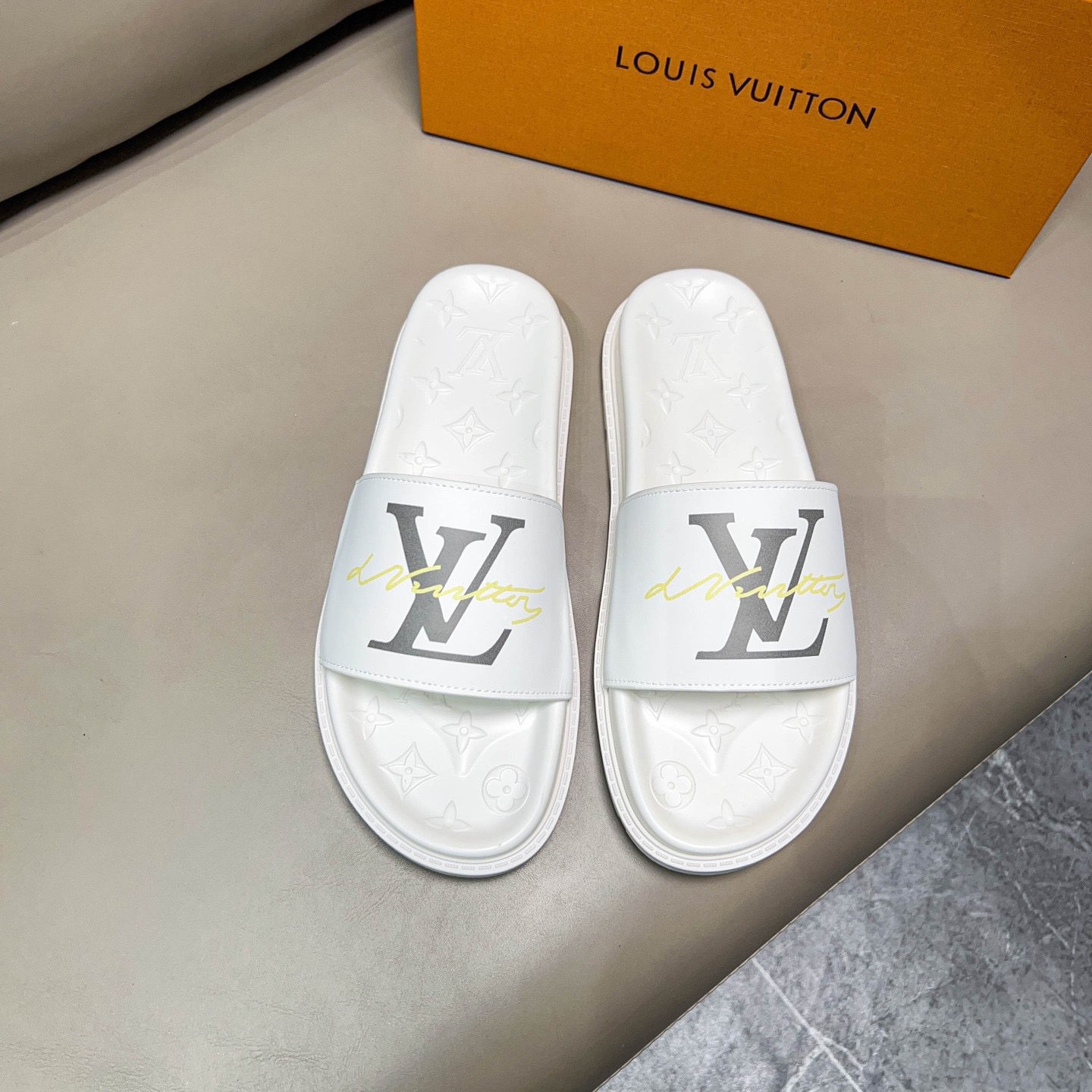 Men L*ouis V*uitton Top Slippers