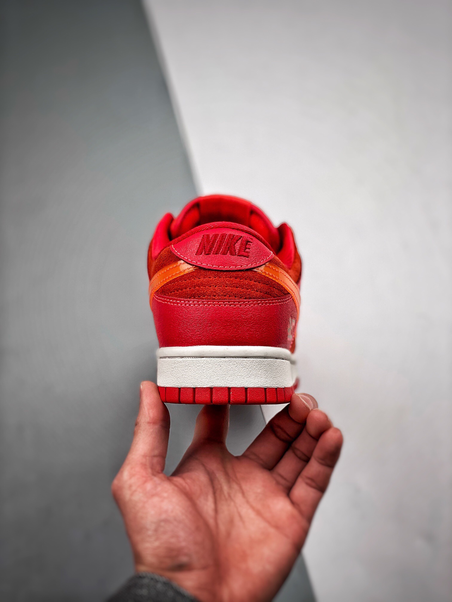 Nike SB Dunk Low