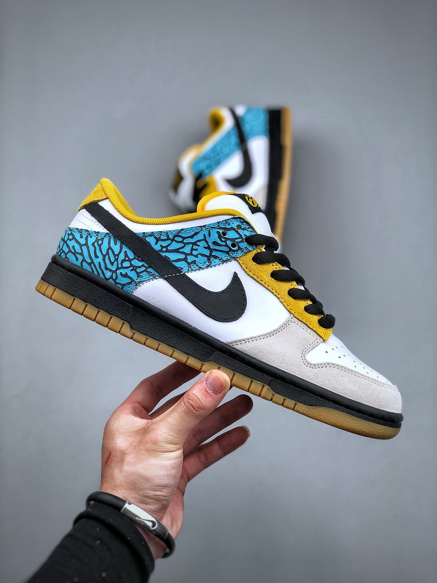 Nike SB Dunk Low
