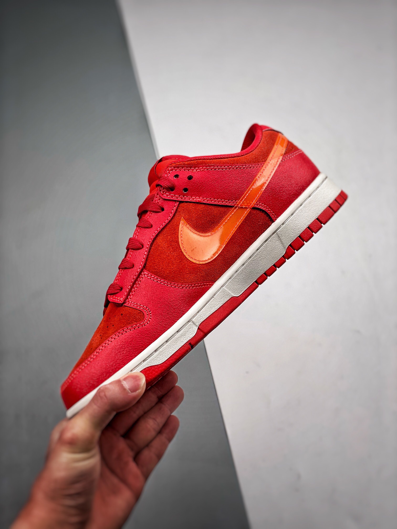 Nike SB Dunk Low