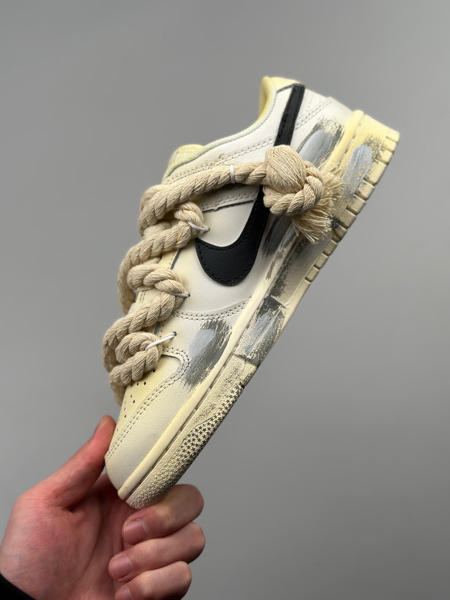Nike SB Dunk Low