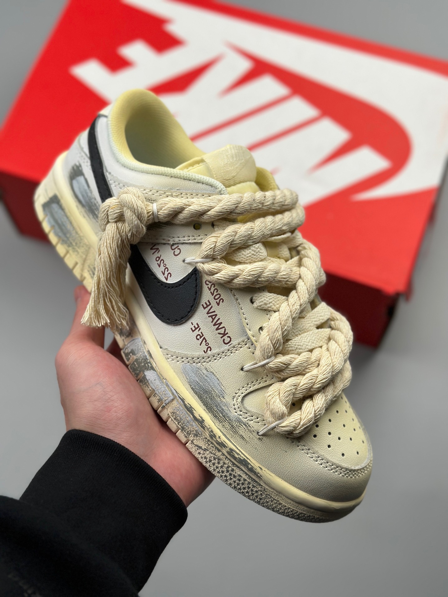 Nike SB Dunk Low