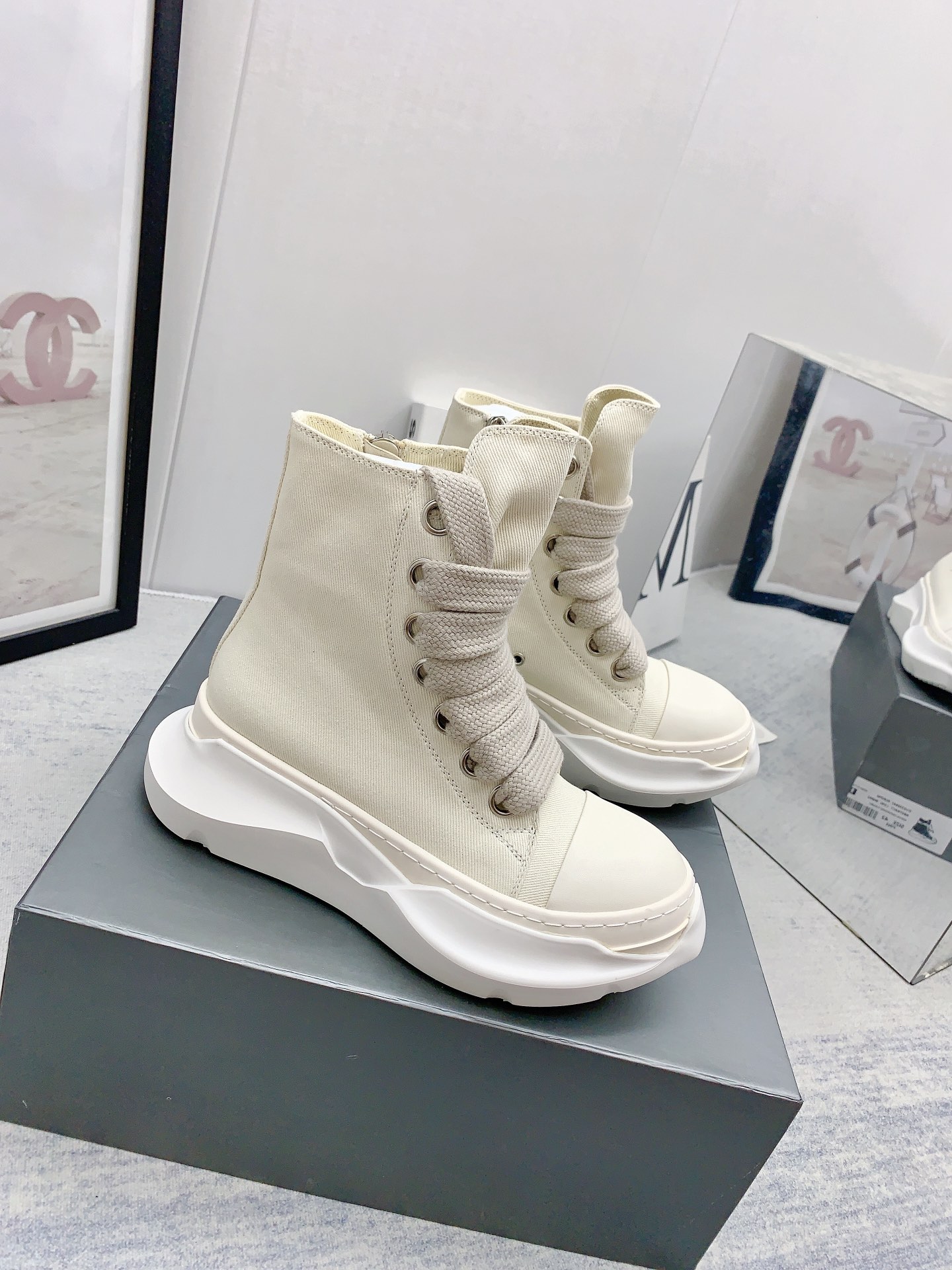 Women R*ick O*wens Top Sneaker