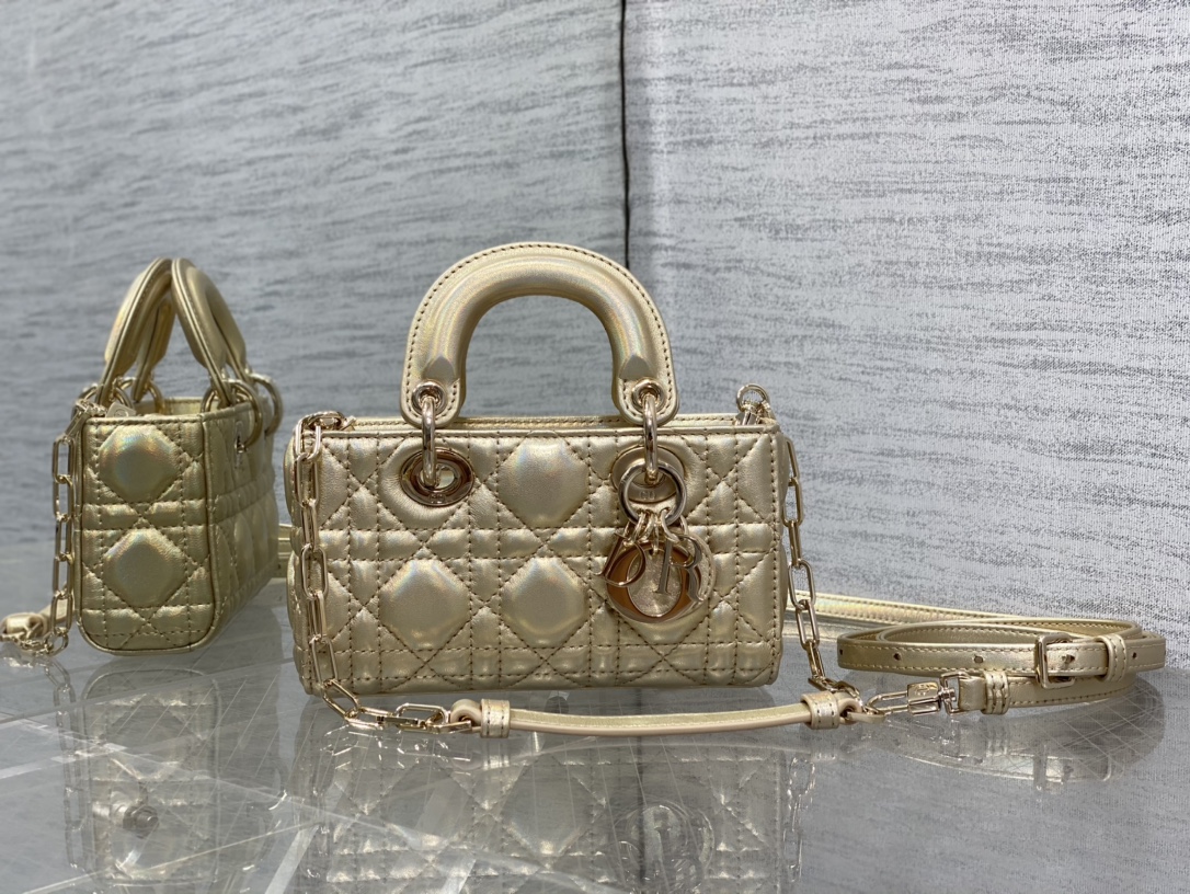 D*ior Bag Top Quality