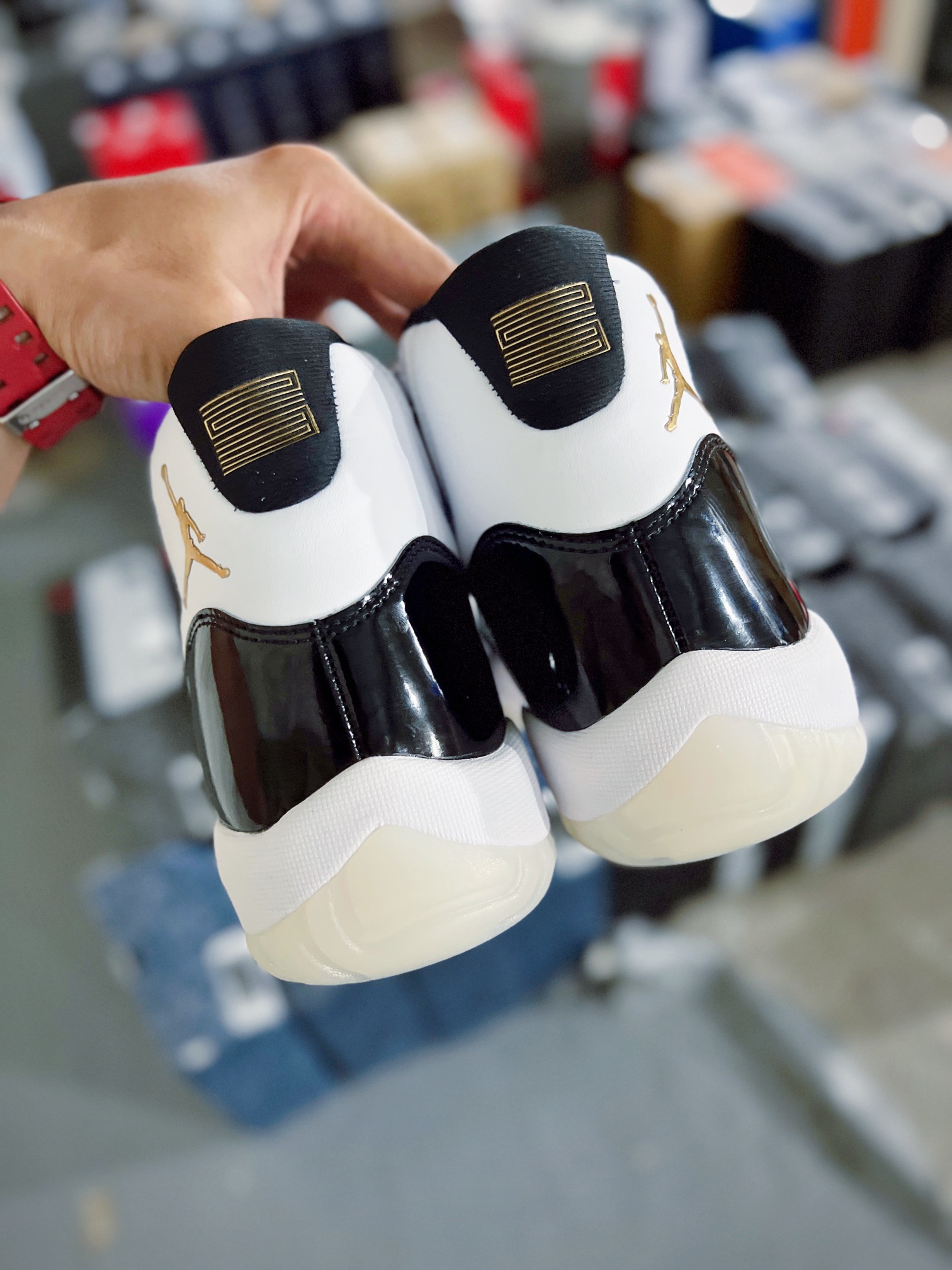 NIKE Air Jordan 11（）