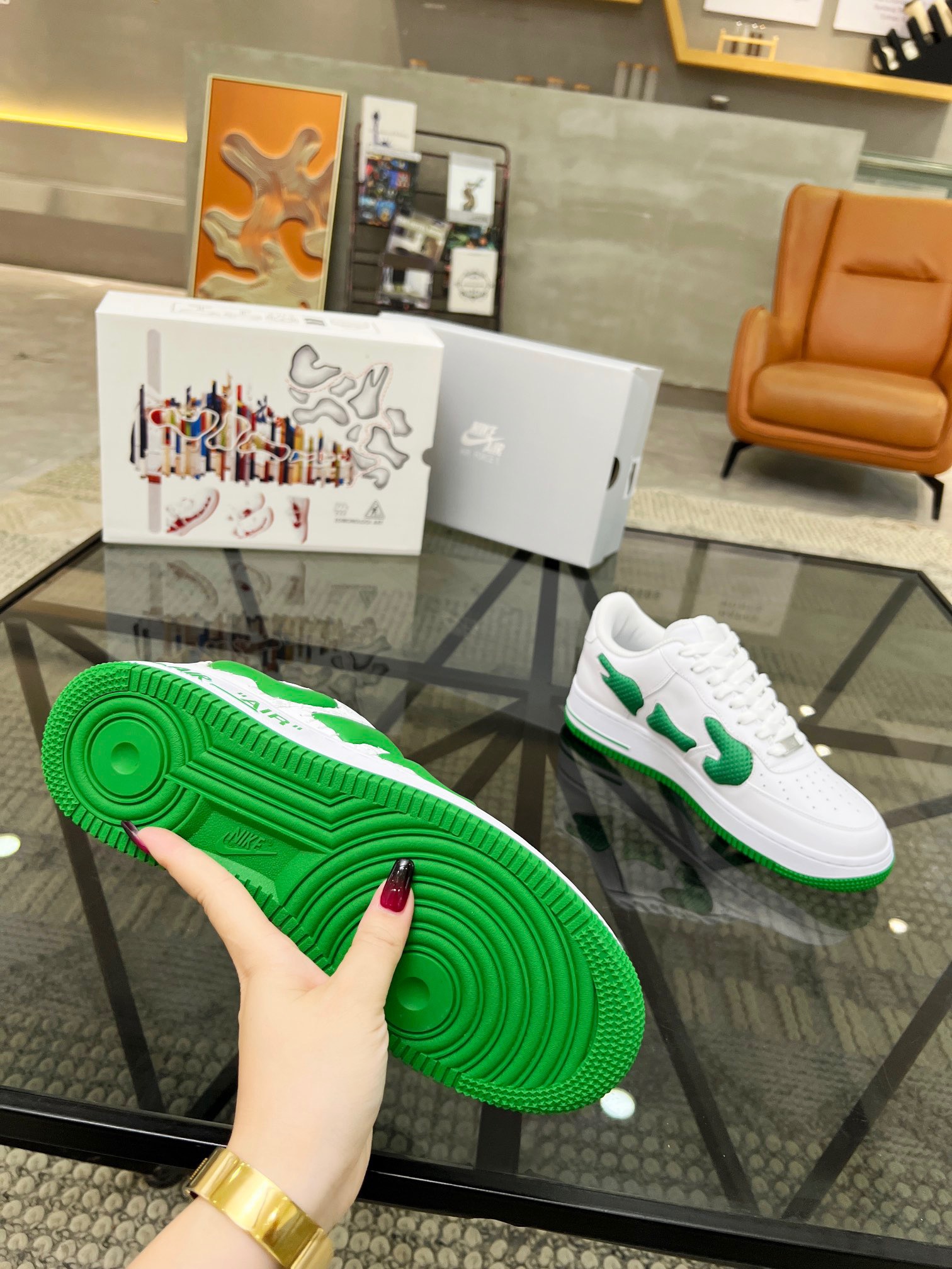 Nike Air Force 1