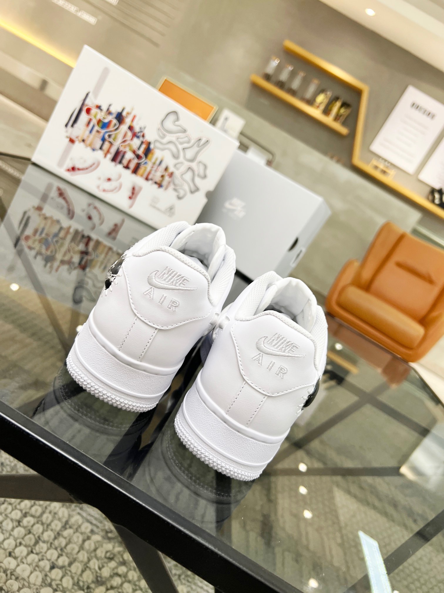 Nike Air Force 1