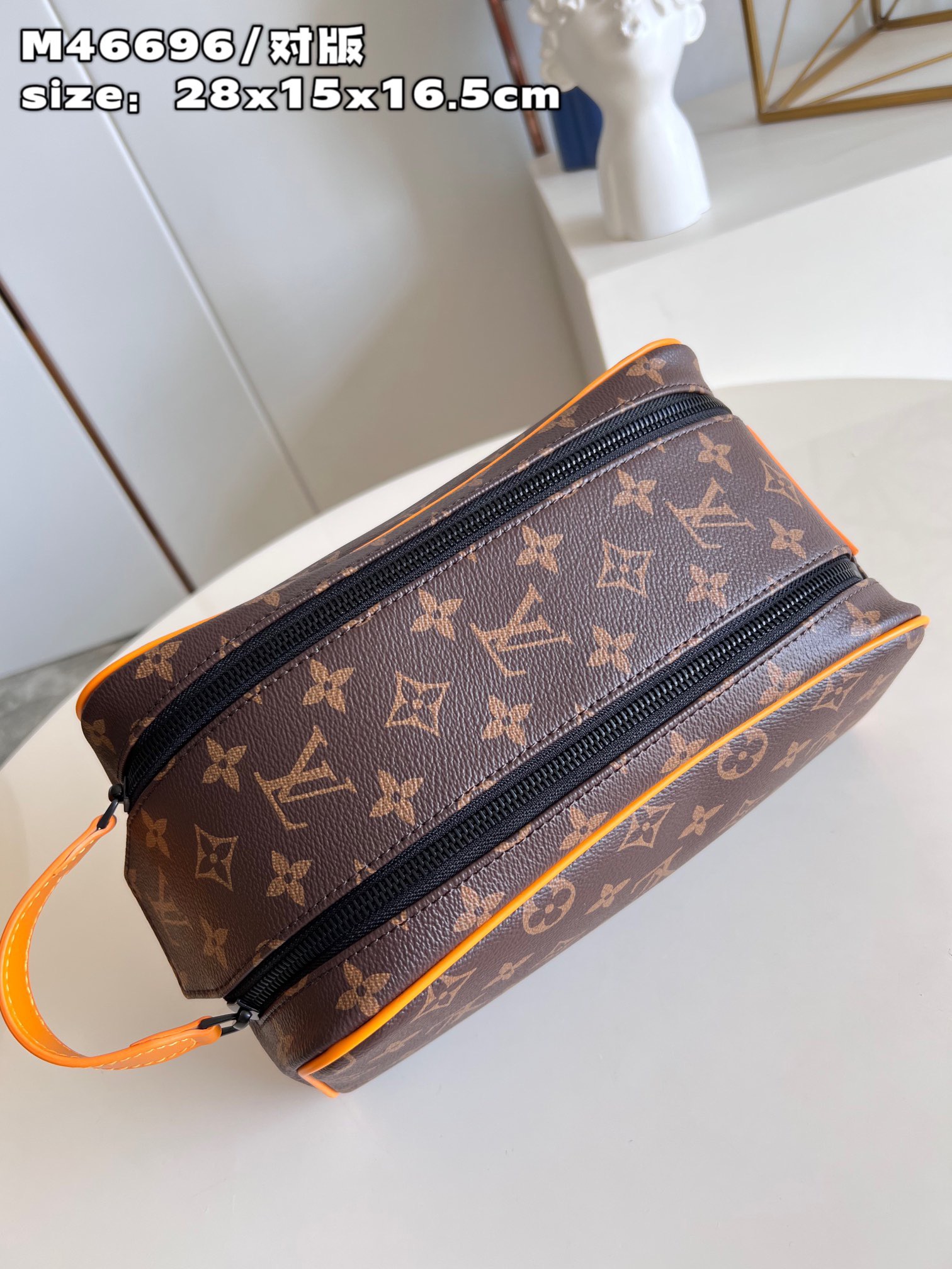 L*ouis V*uitton Top Bag