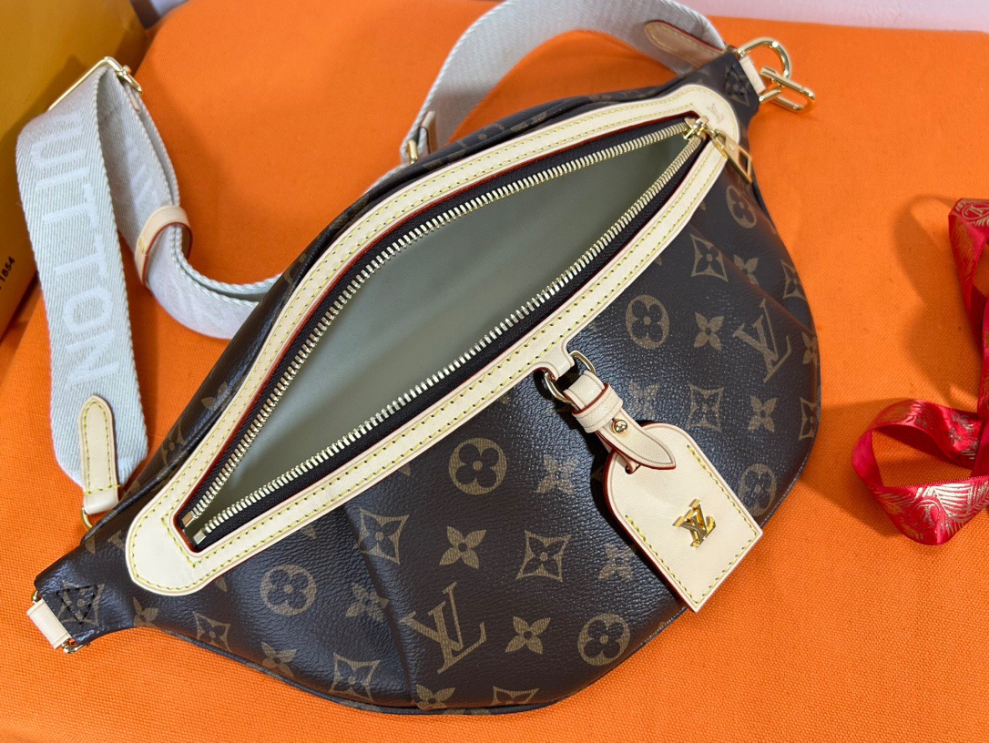 L*ouis V*uitton Top Bag