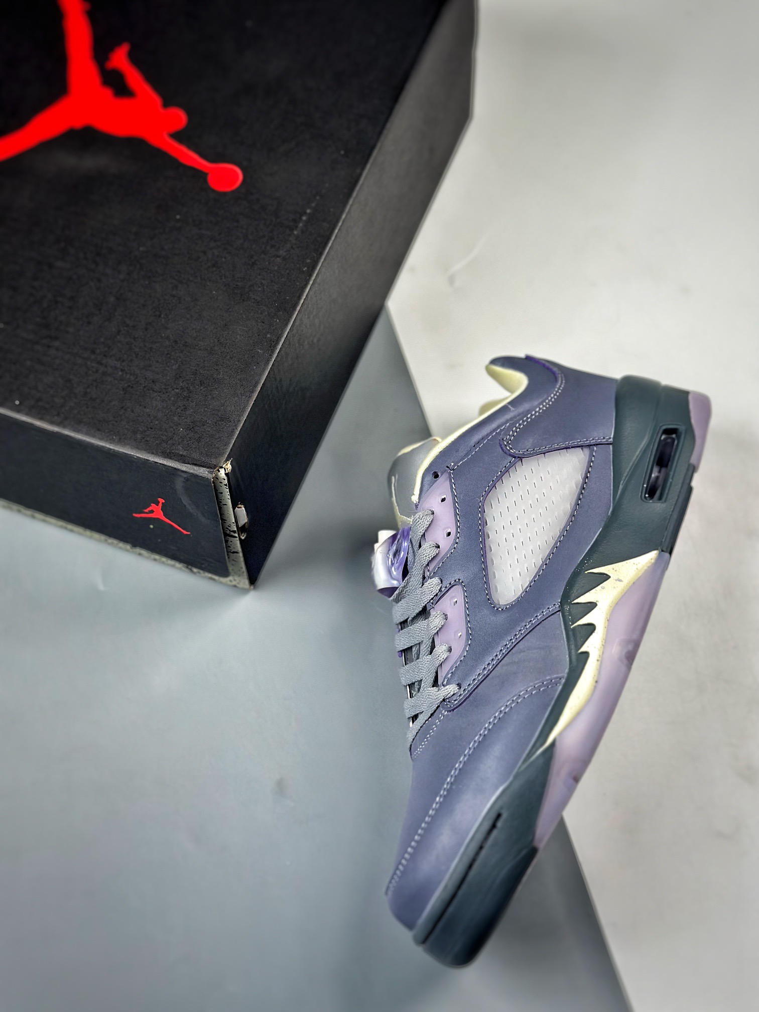 Air Jordan 5