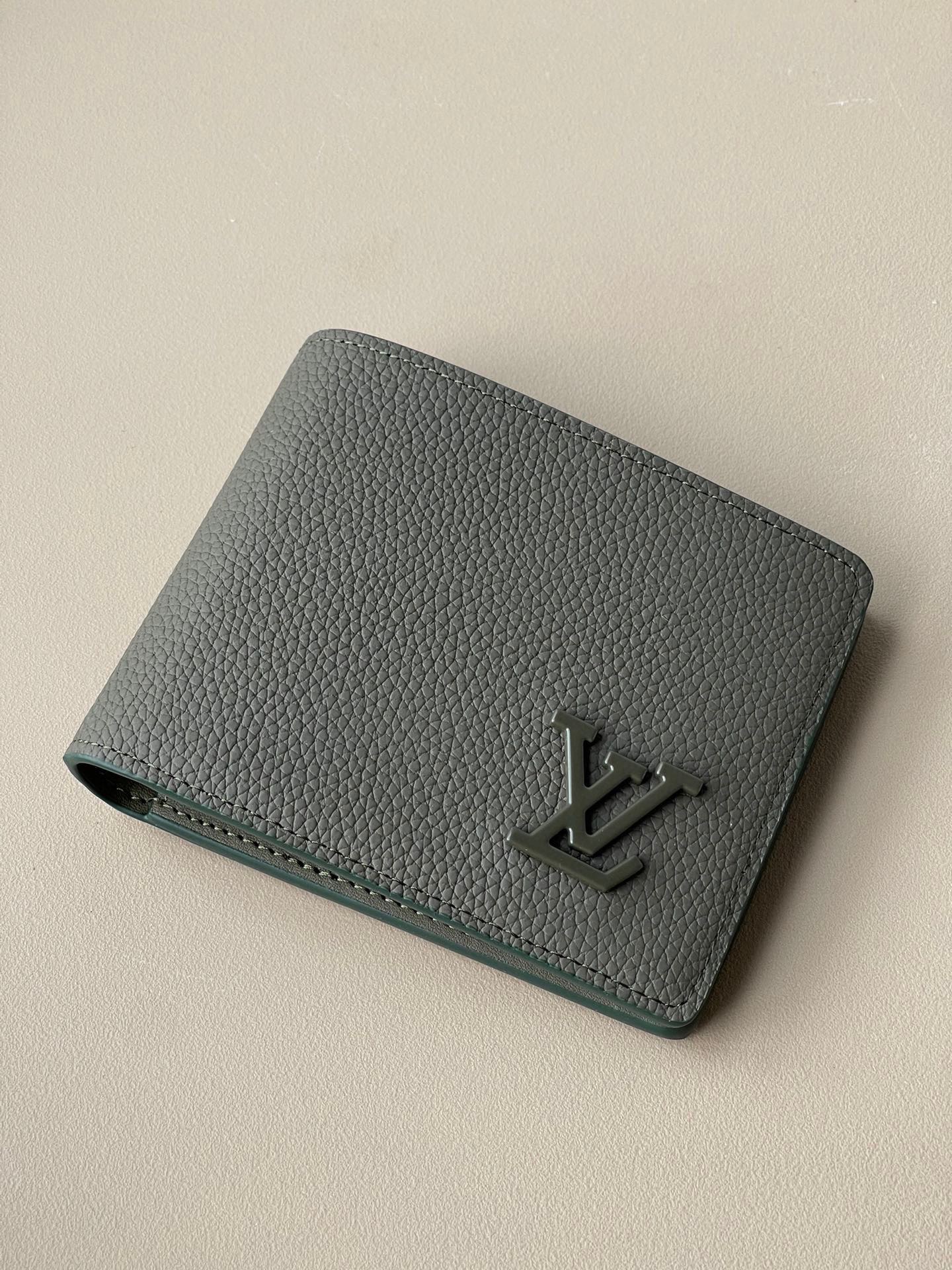 L*ouis V*uitton Top Bag