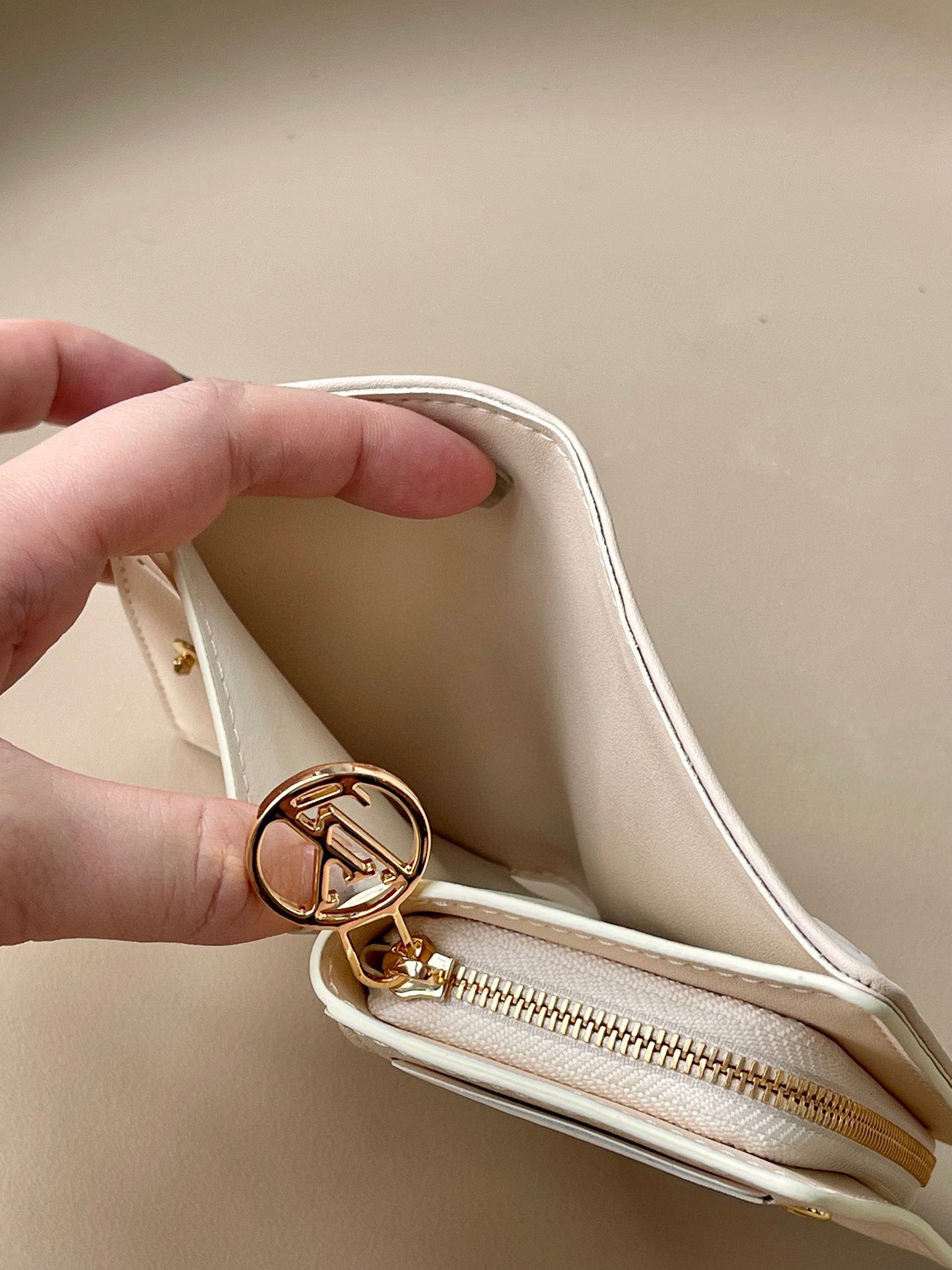 L*ouis V*uitton Top Bag