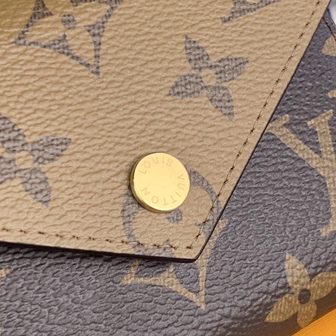 L*ouis V*uitton Top Bag