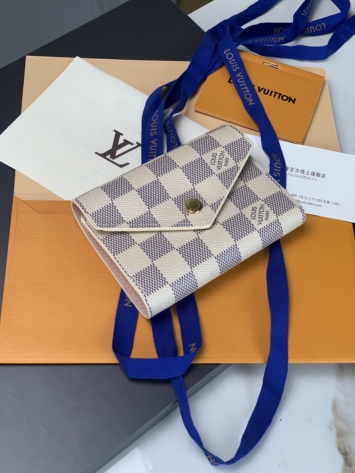 L*ouis V*uitton Top Bag