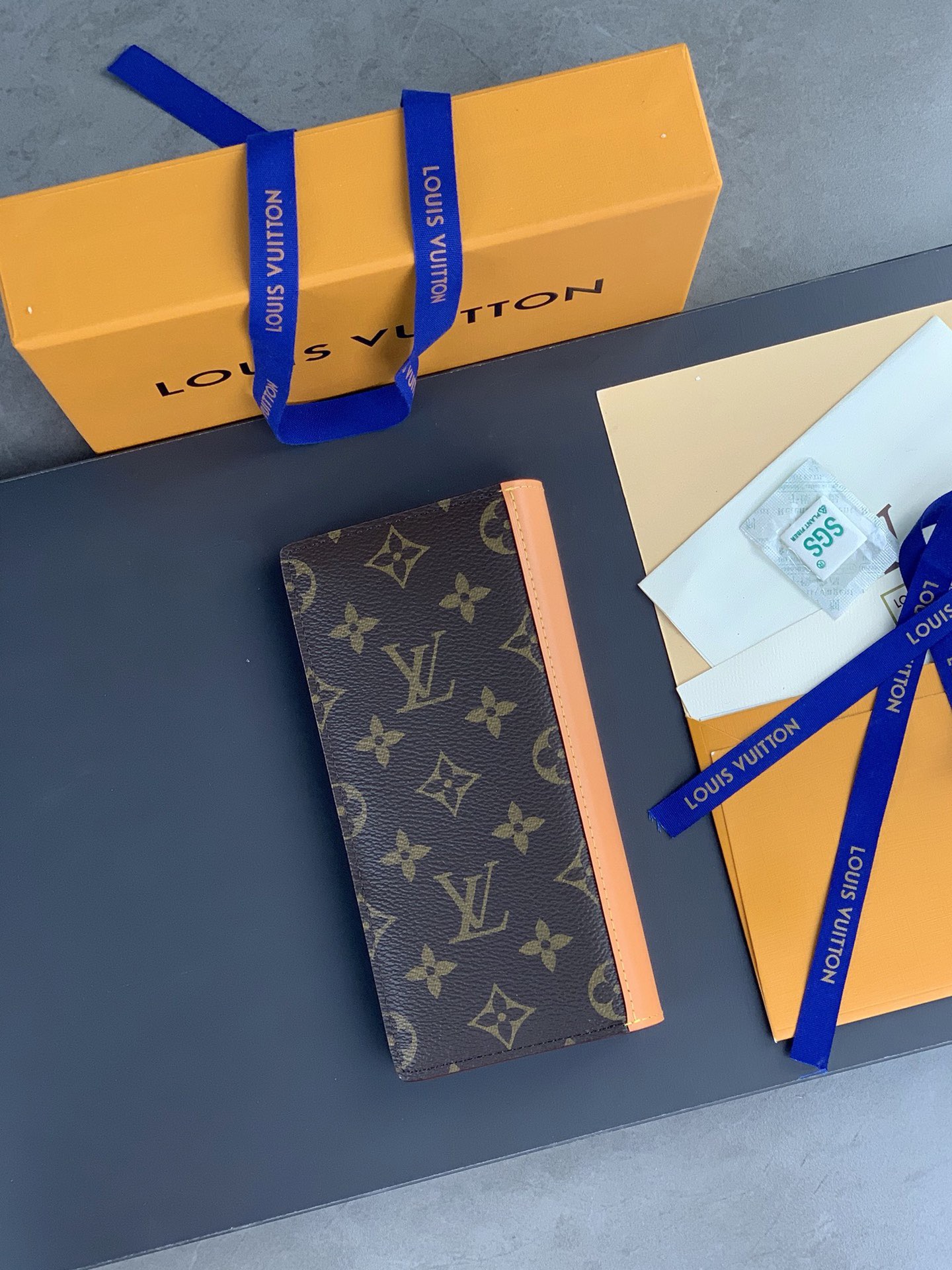 L*ouis V*uitton Top Bag
