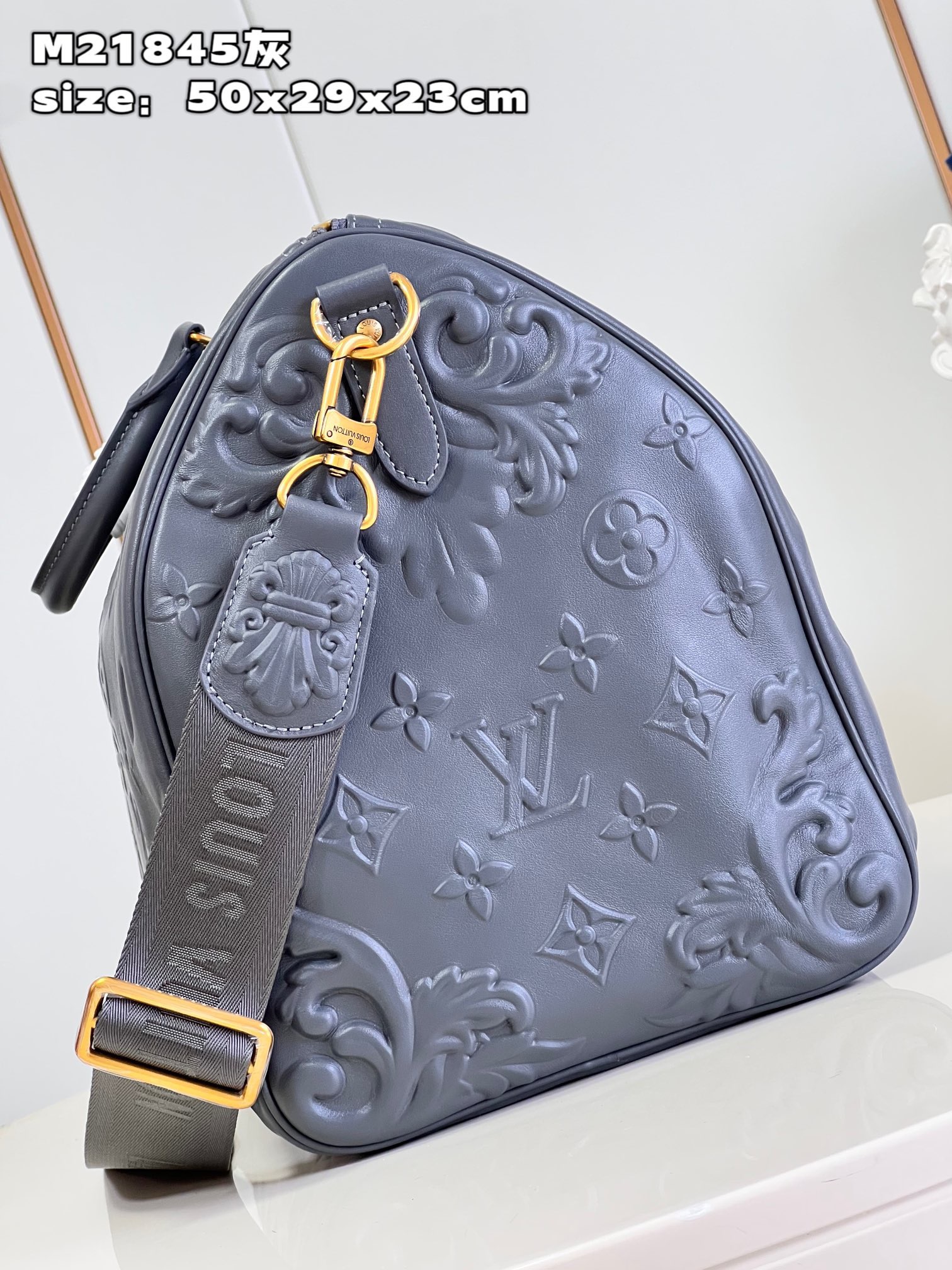 L*ouis V*uitton Top Bag