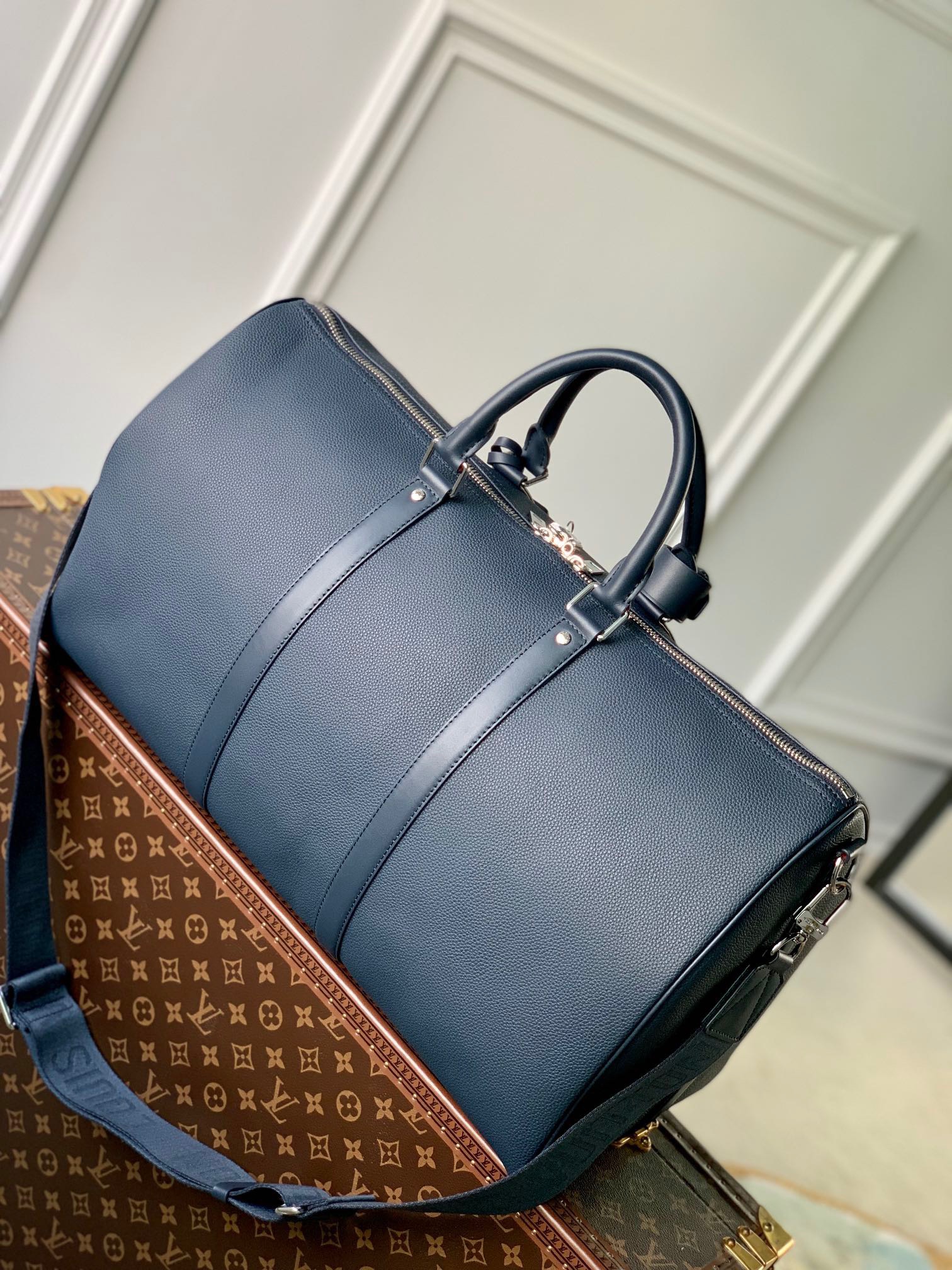 L*ouis V*uitton Top Bag