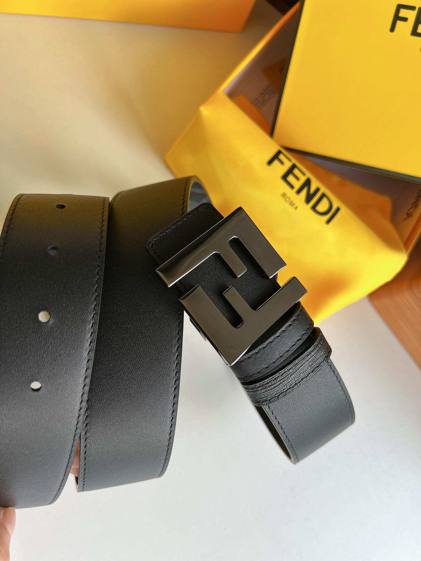 L*ouis V*uitton Top Version 40MM