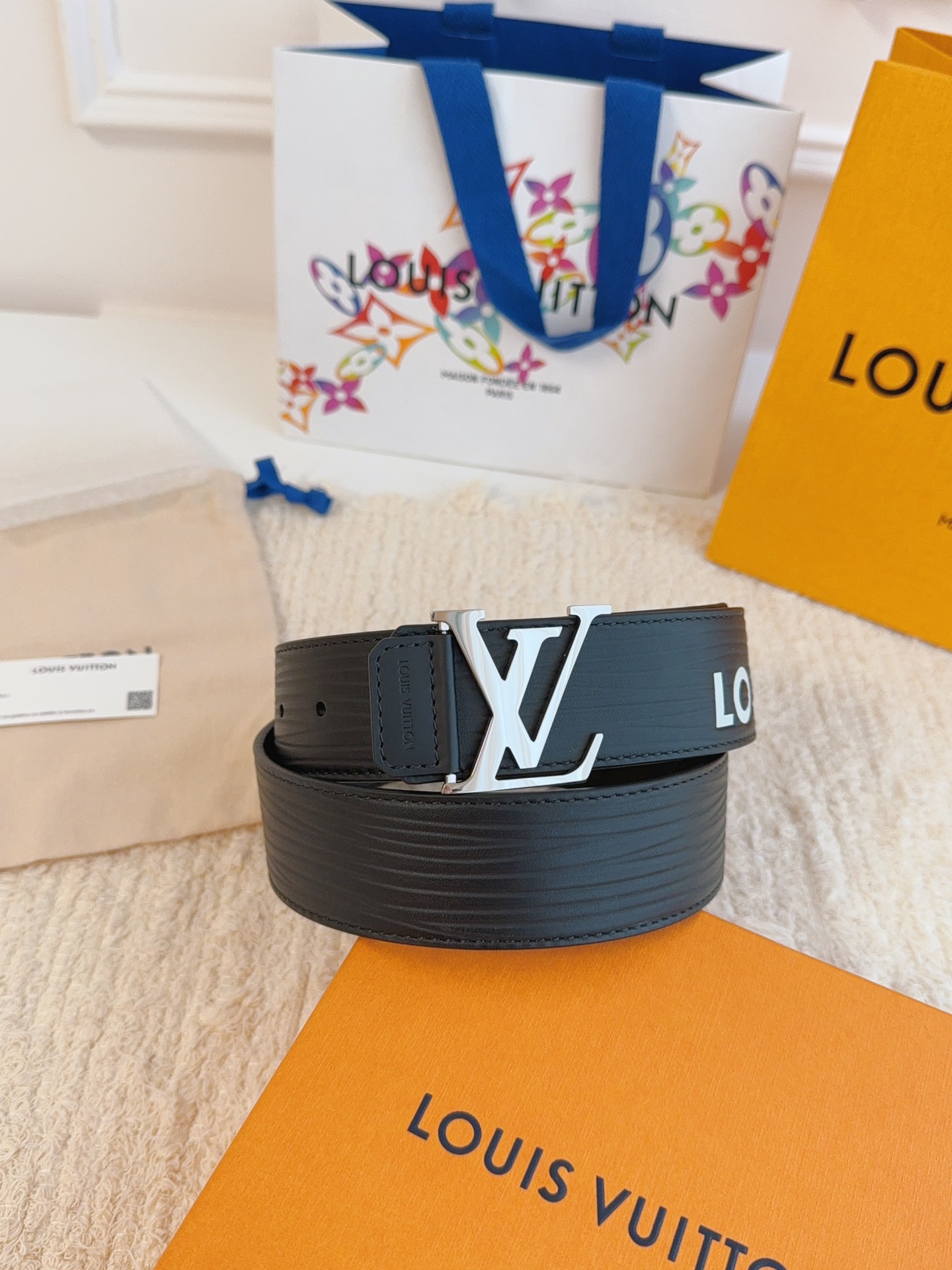L*ouis V*uitton Top Version 40MM