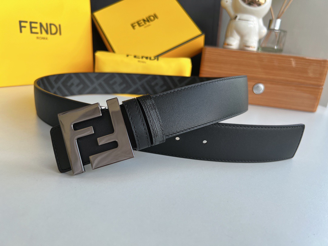 L*ouis V*uitton Top Version 40MM
