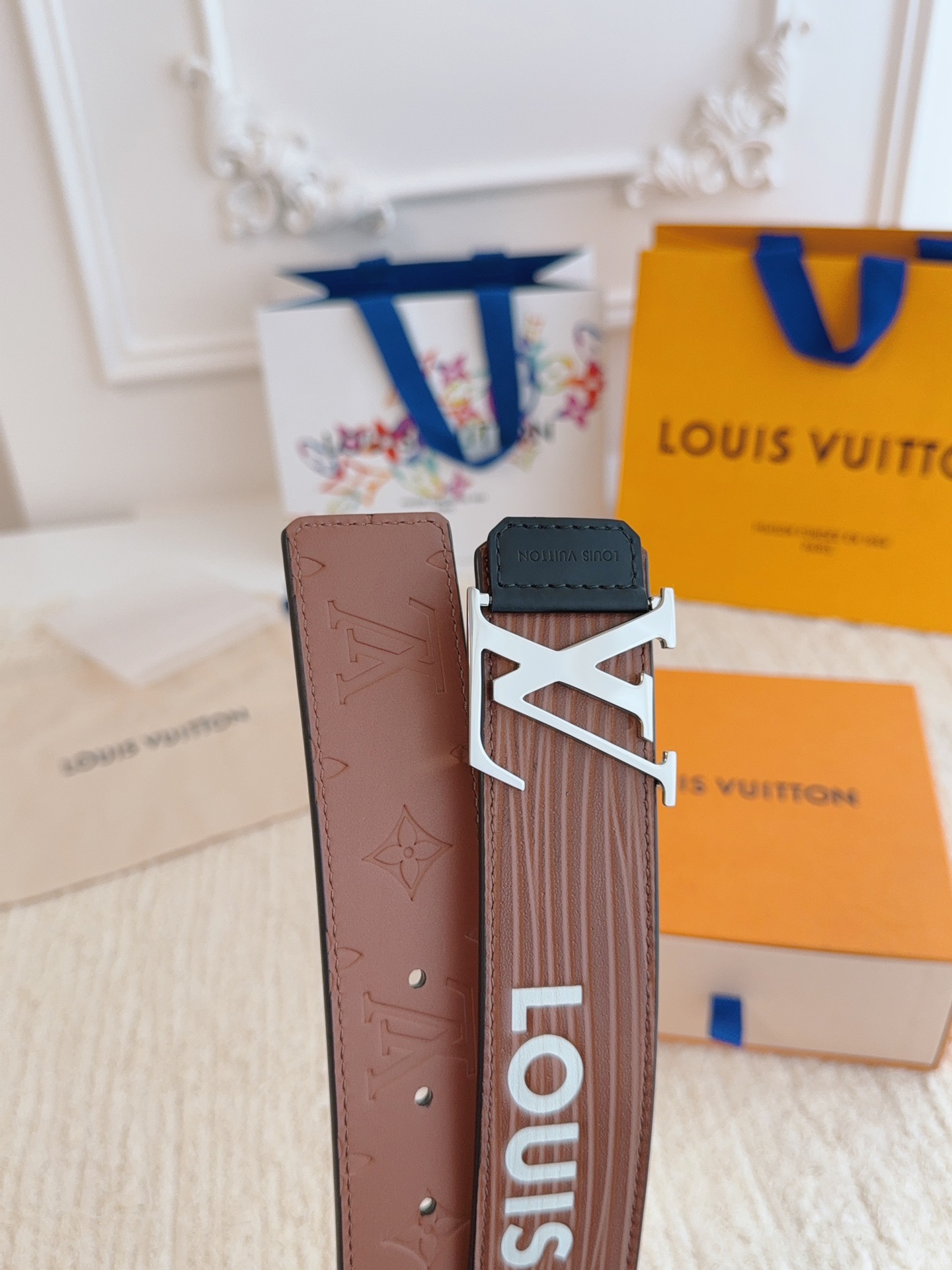 L*ouis V*uitton Top Version 40MM