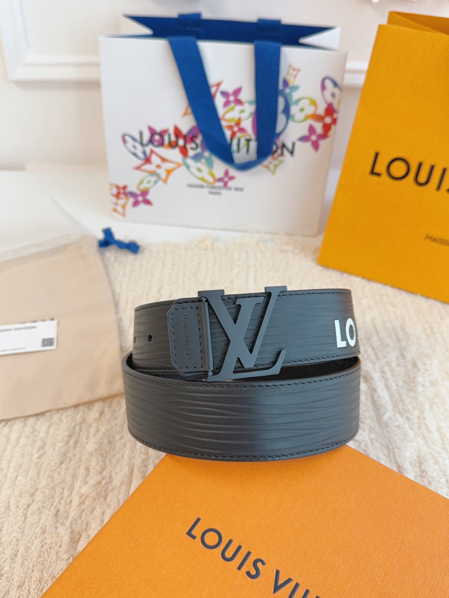 L*ouis V*uitton Top Version 40MM