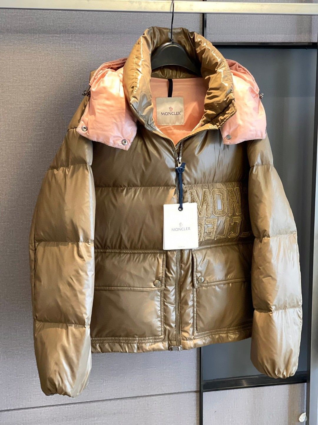 Women Jacket/Sweater Top Quality