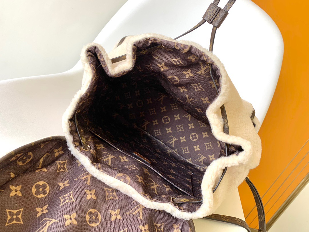 L*ouis V*uitton Top Bag
