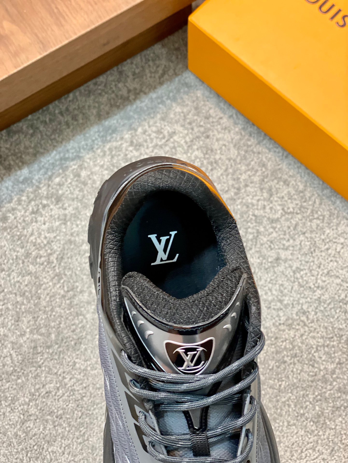 Men L*ouis V*uitton Top Sneaker