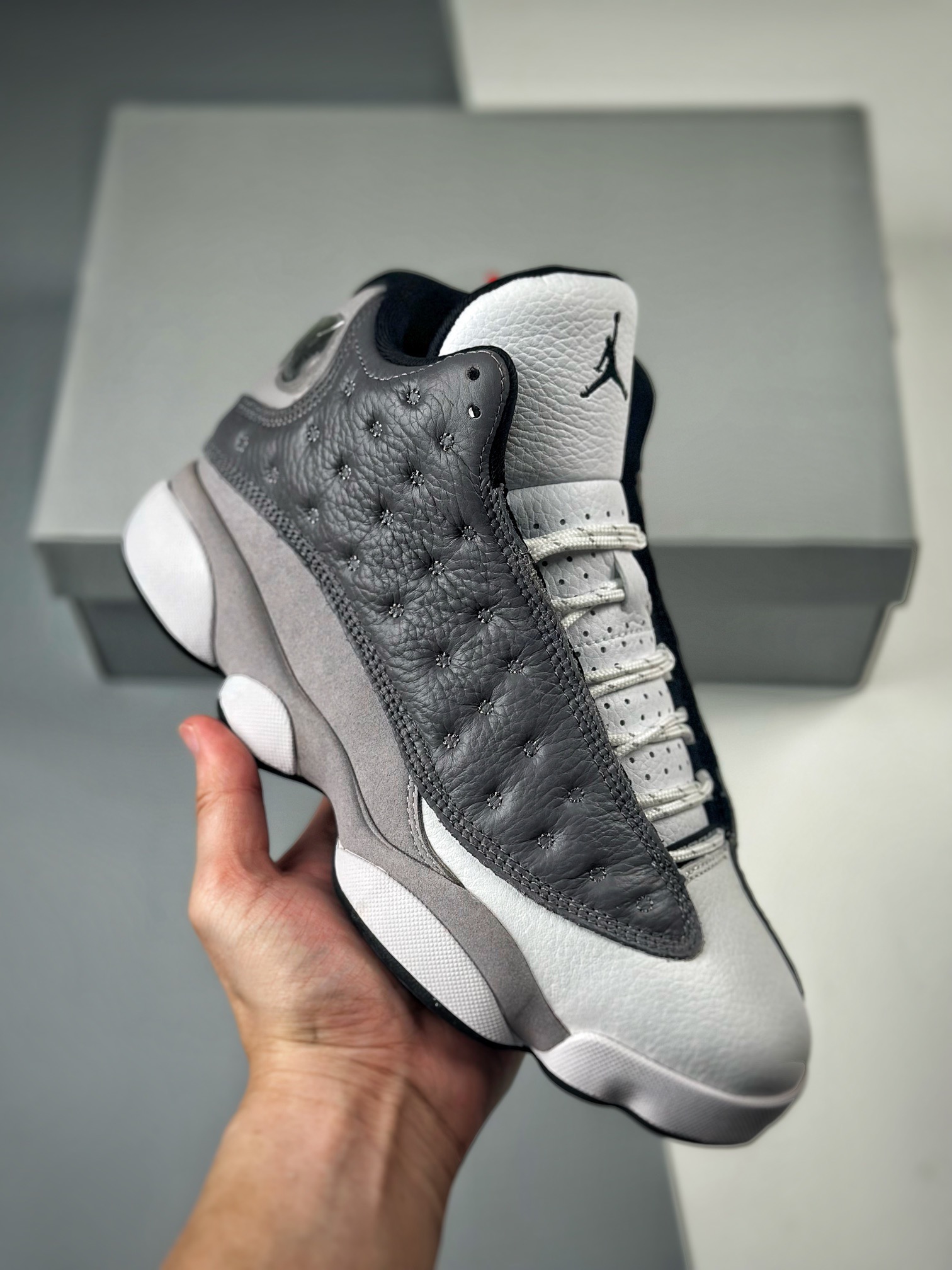 Air Jordan 13