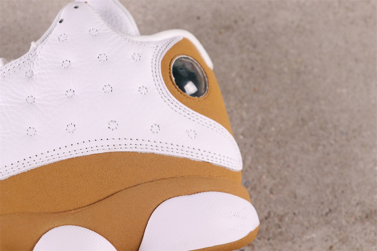 Air Jordan 13
