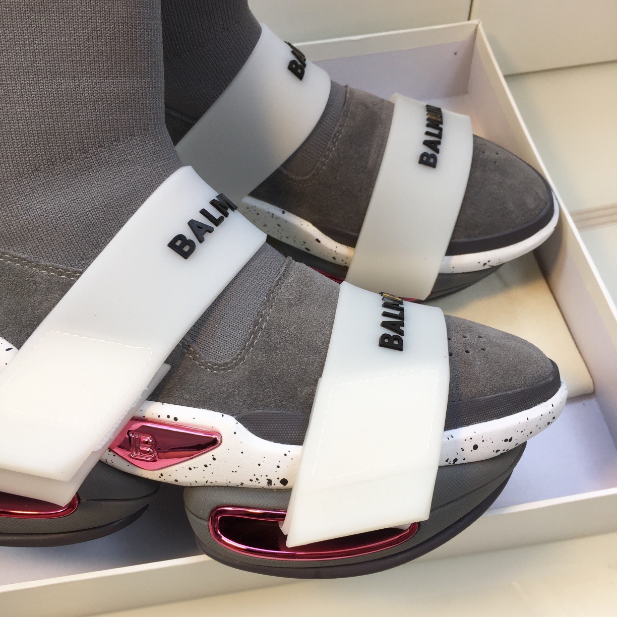 Women B*almain Top Sneaker
