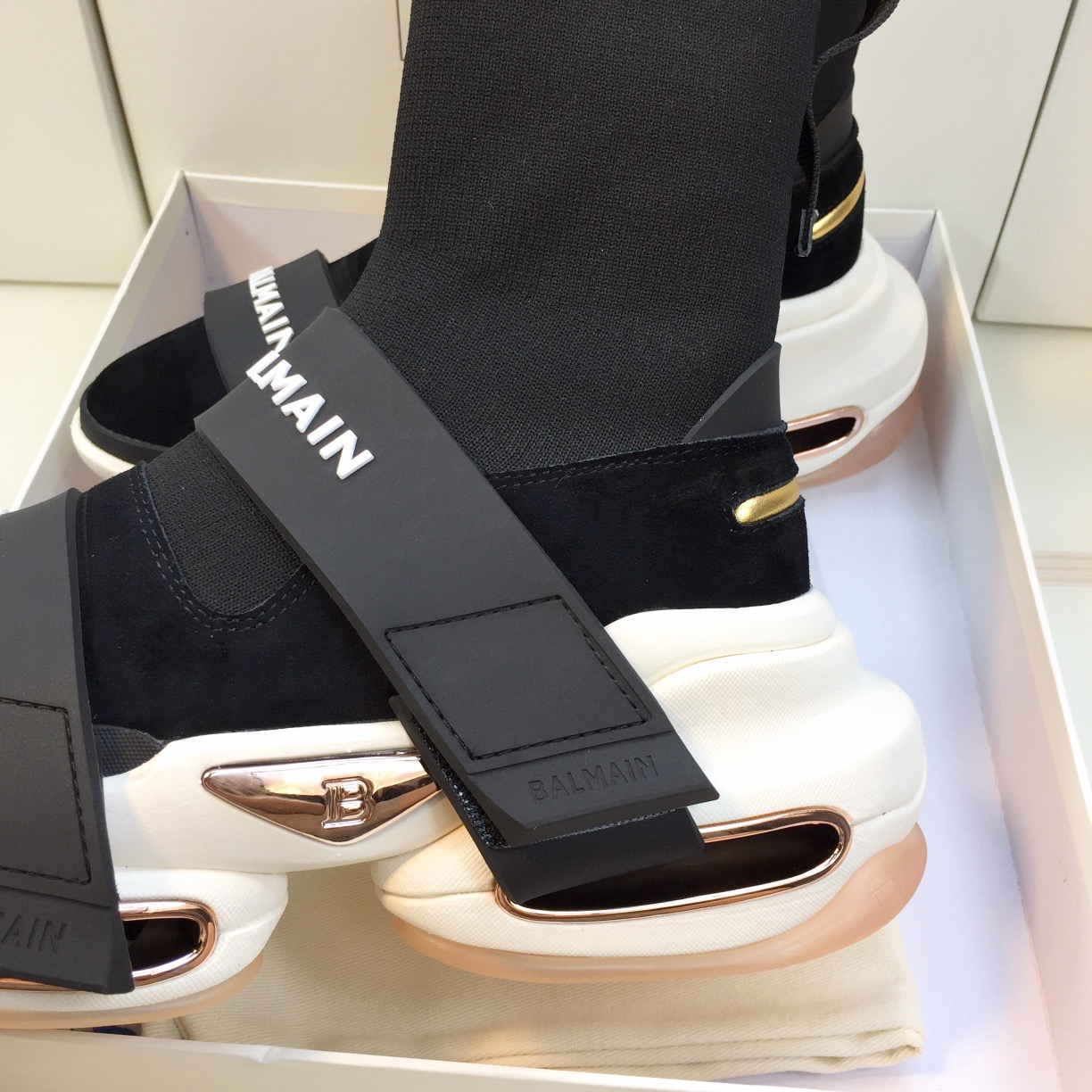 Women B*almain Top Sneaker