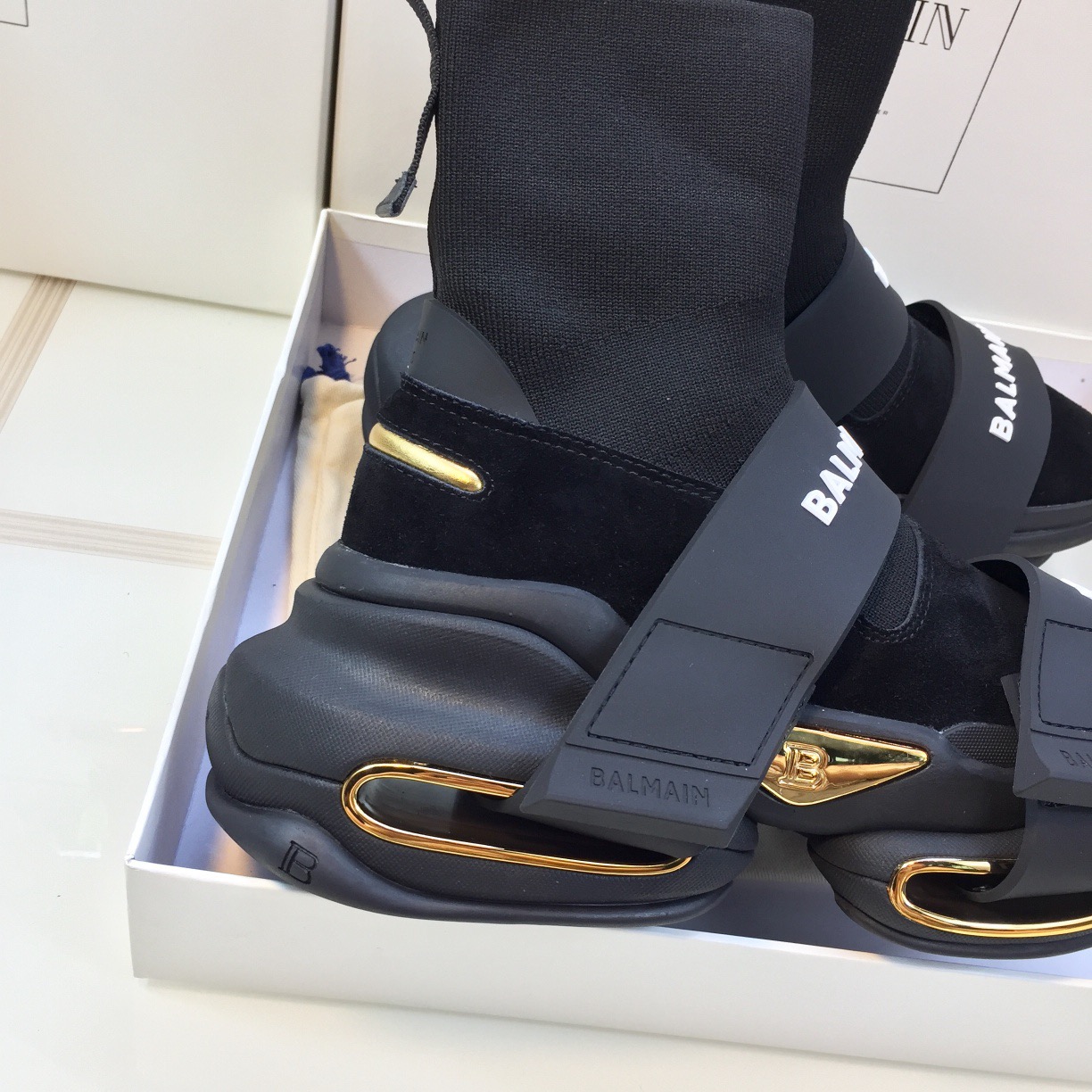 Women B*almain Top Sneaker