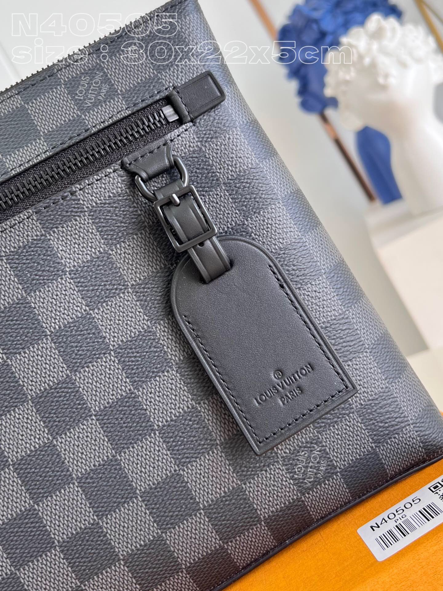 L*ouis V*uitton Top Bag