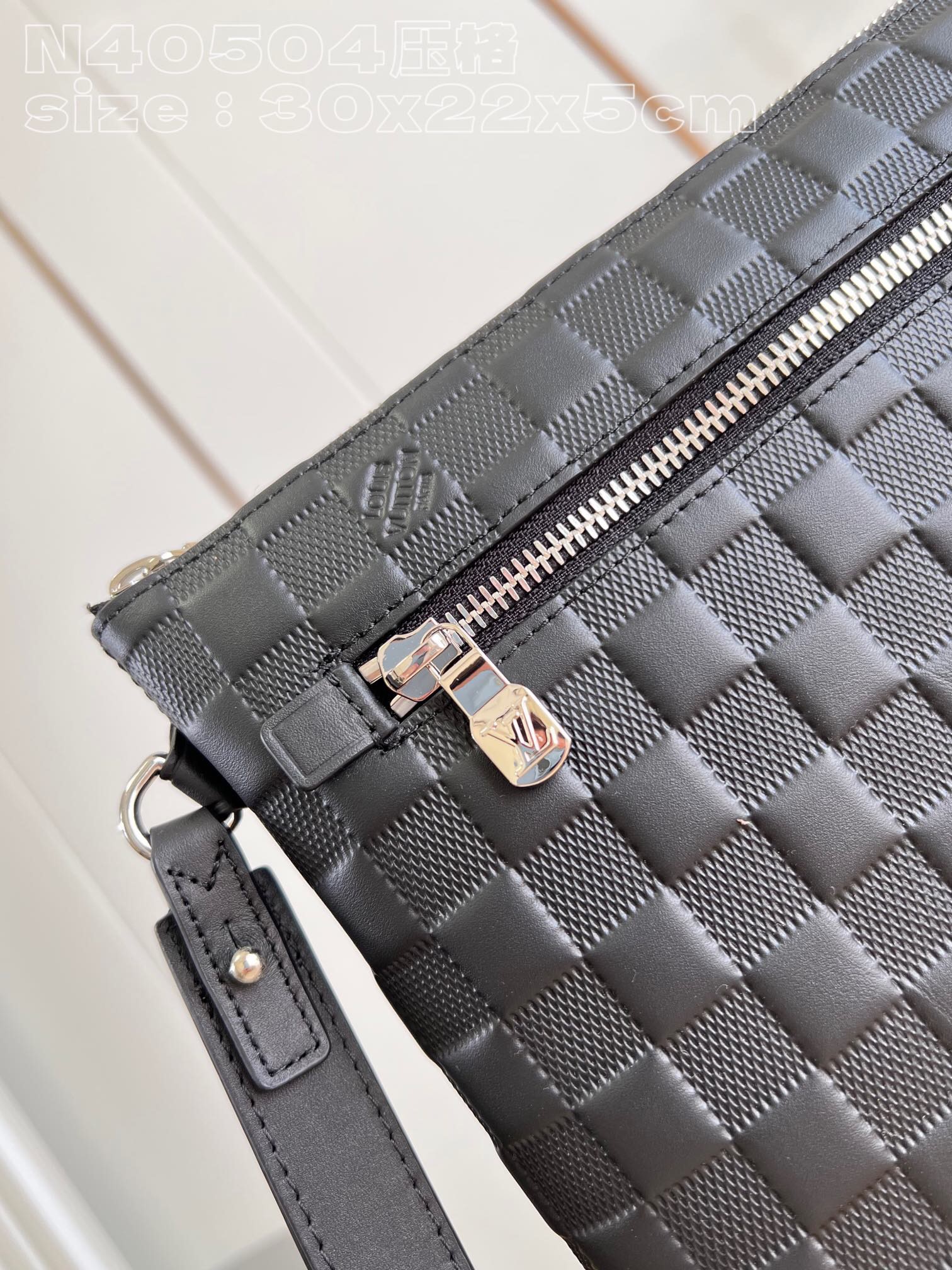 L*ouis V*uitton Top Bag