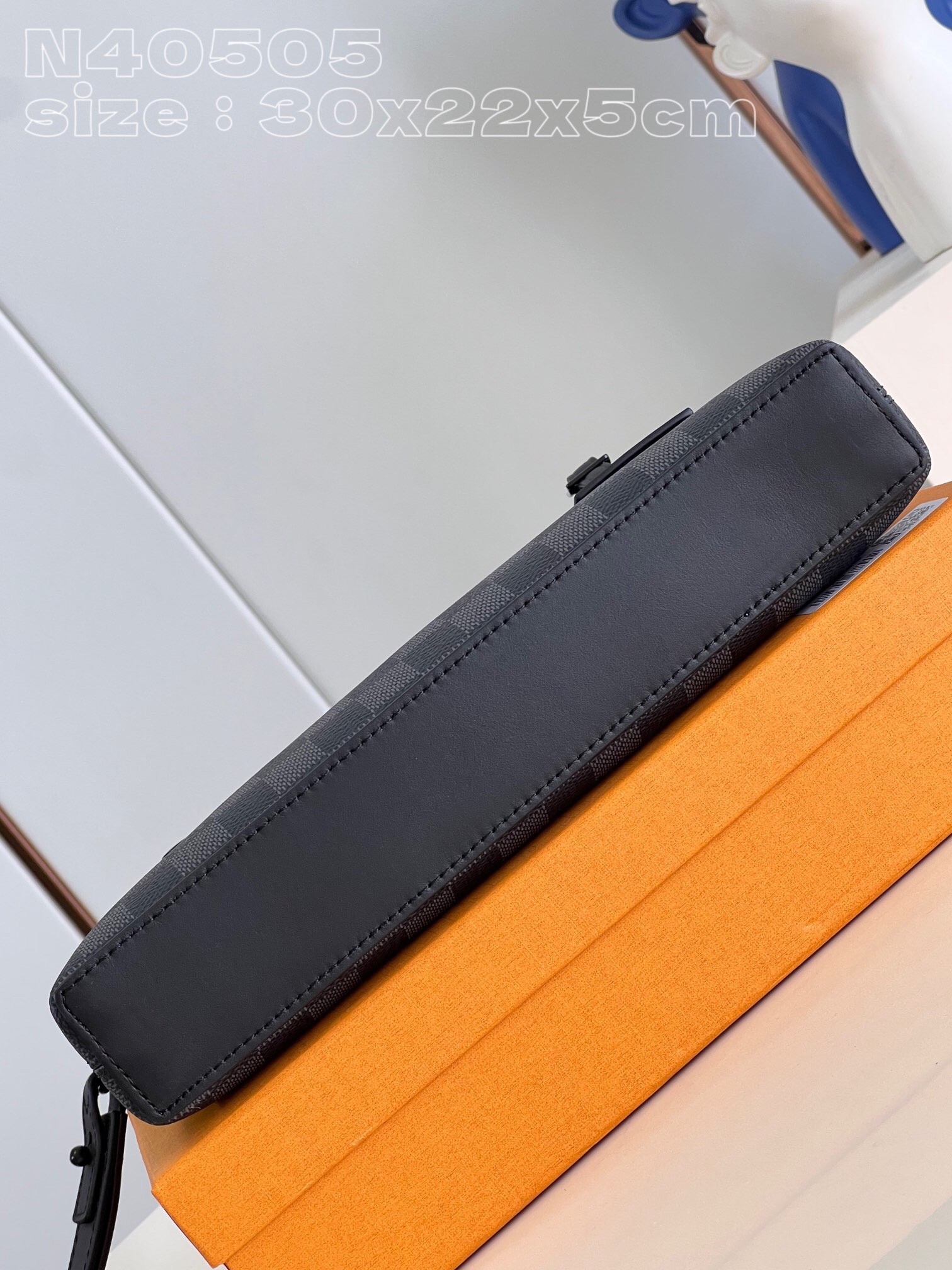 L*ouis V*uitton Top Bag